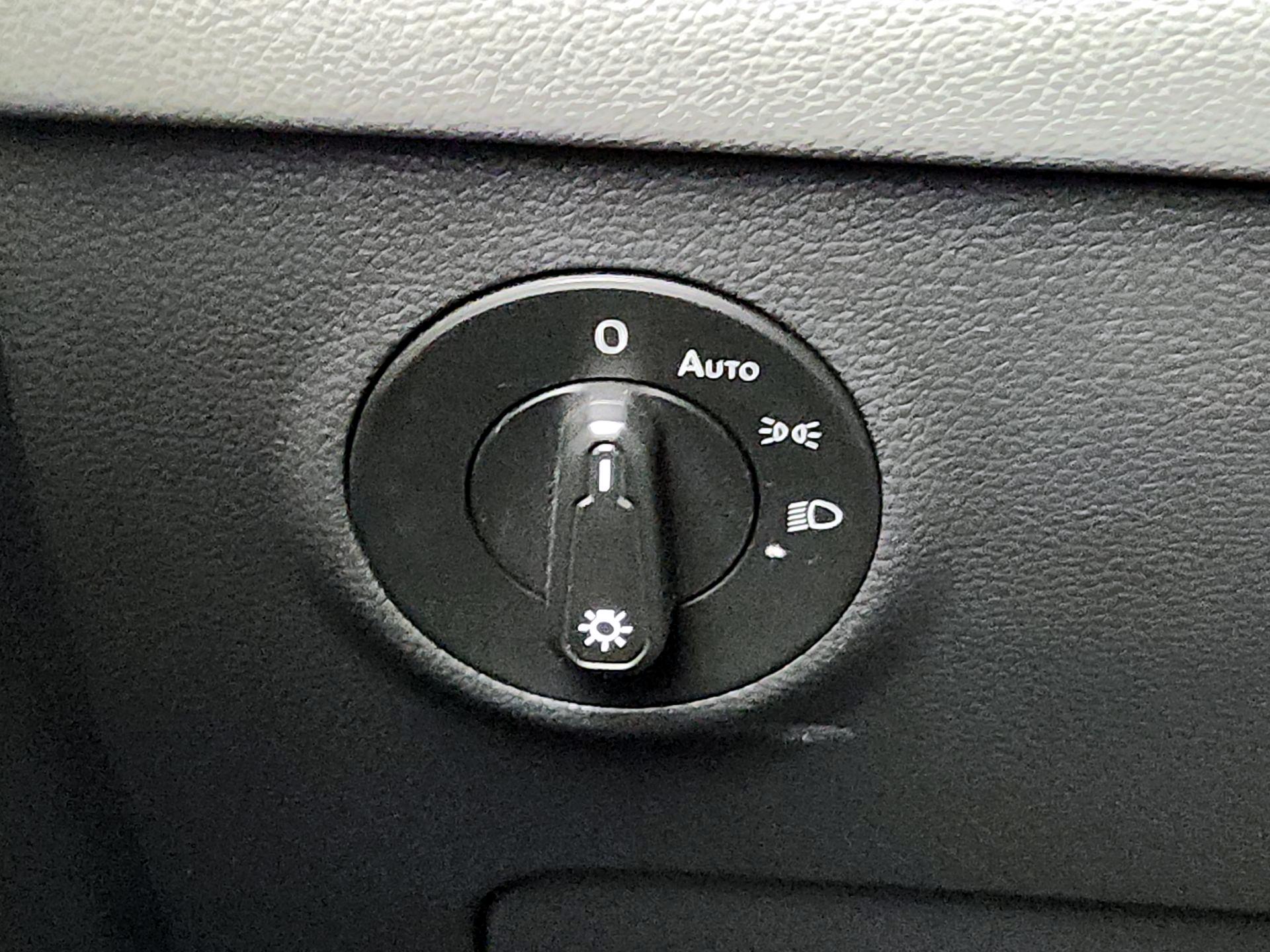 Thumbnail: 2023 Volkswagen Taos - 13