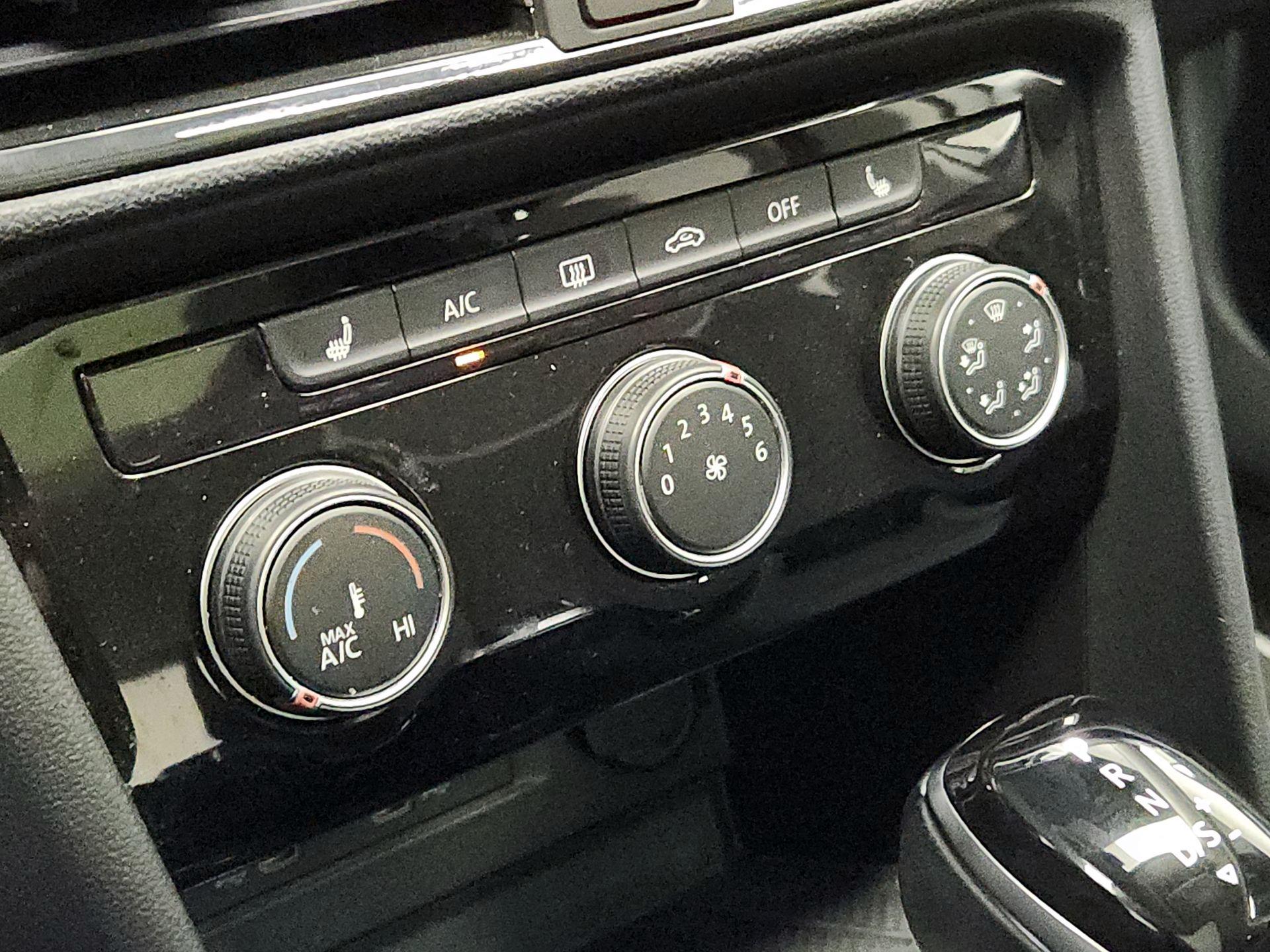 Thumbnail: 2023 Volkswagen Taos - 16