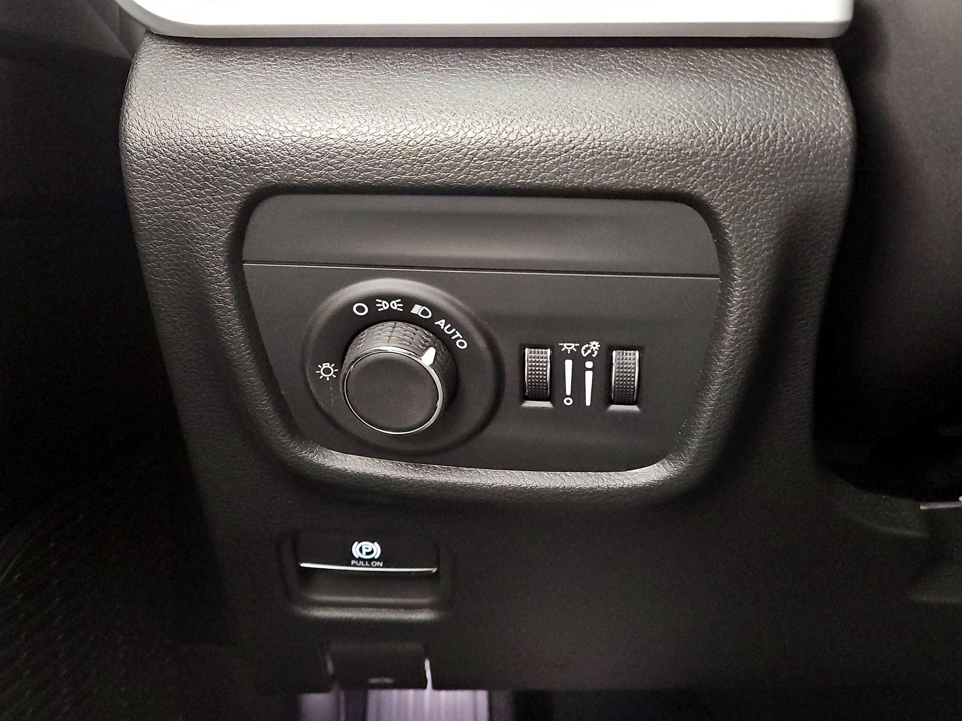 Thumbnail: 2024 Jeep Grand Cherokee - 13