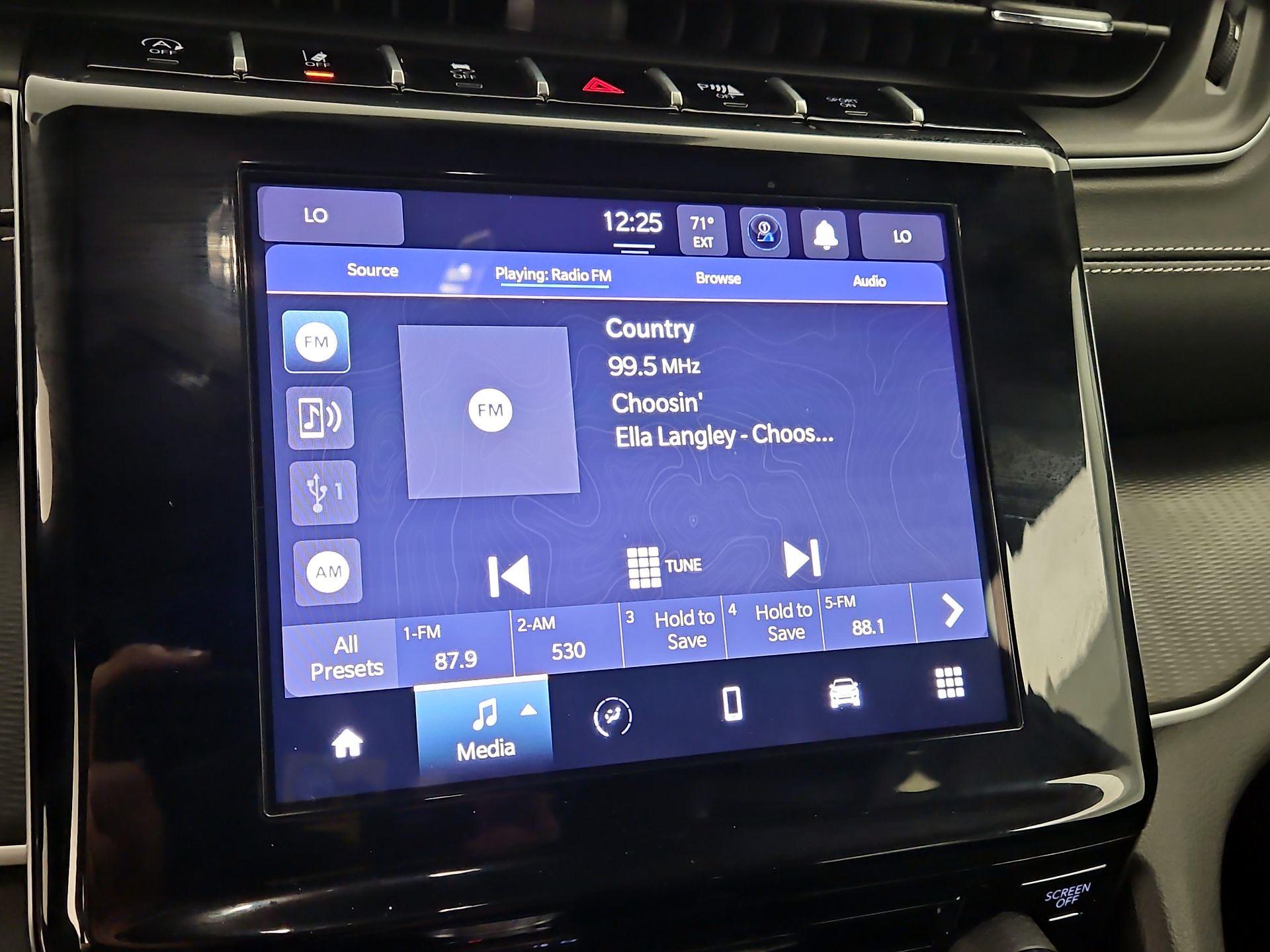 Thumbnail: 2024 Jeep Grand Cherokee - 15