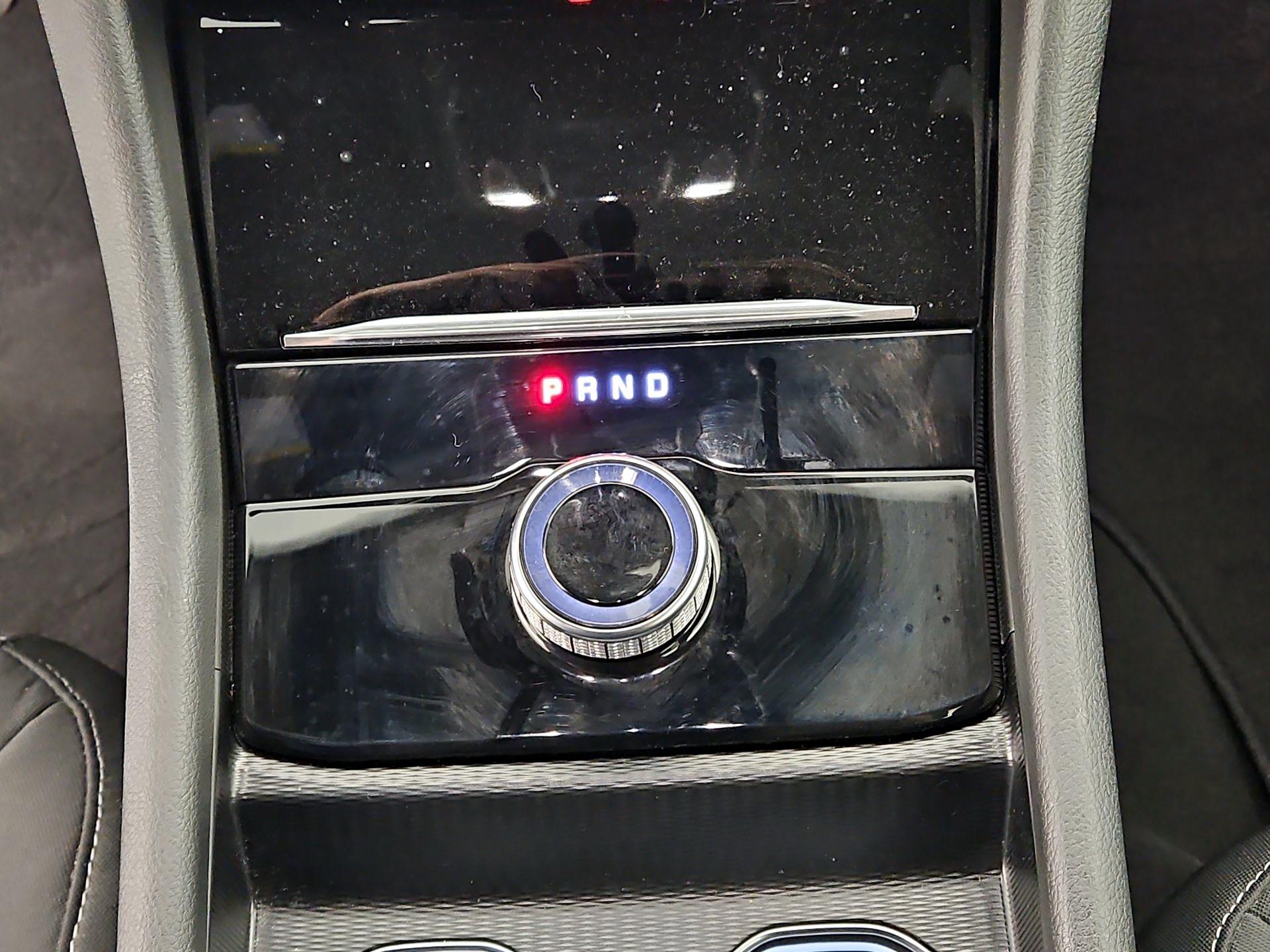 Thumbnail: 2024 Jeep Grand Cherokee - 17