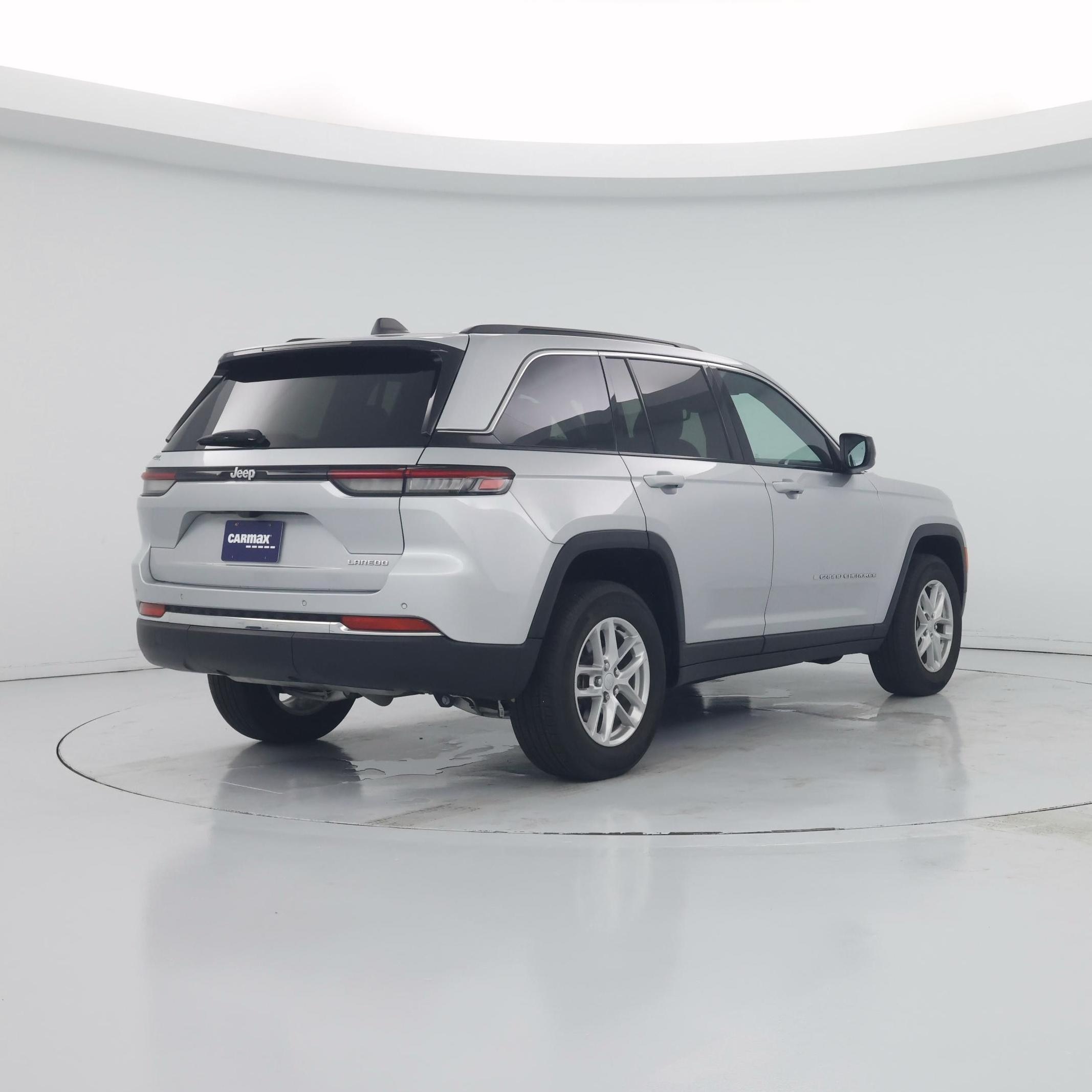 Thumbnail: 2024 Jeep Grand Cherokee - 8