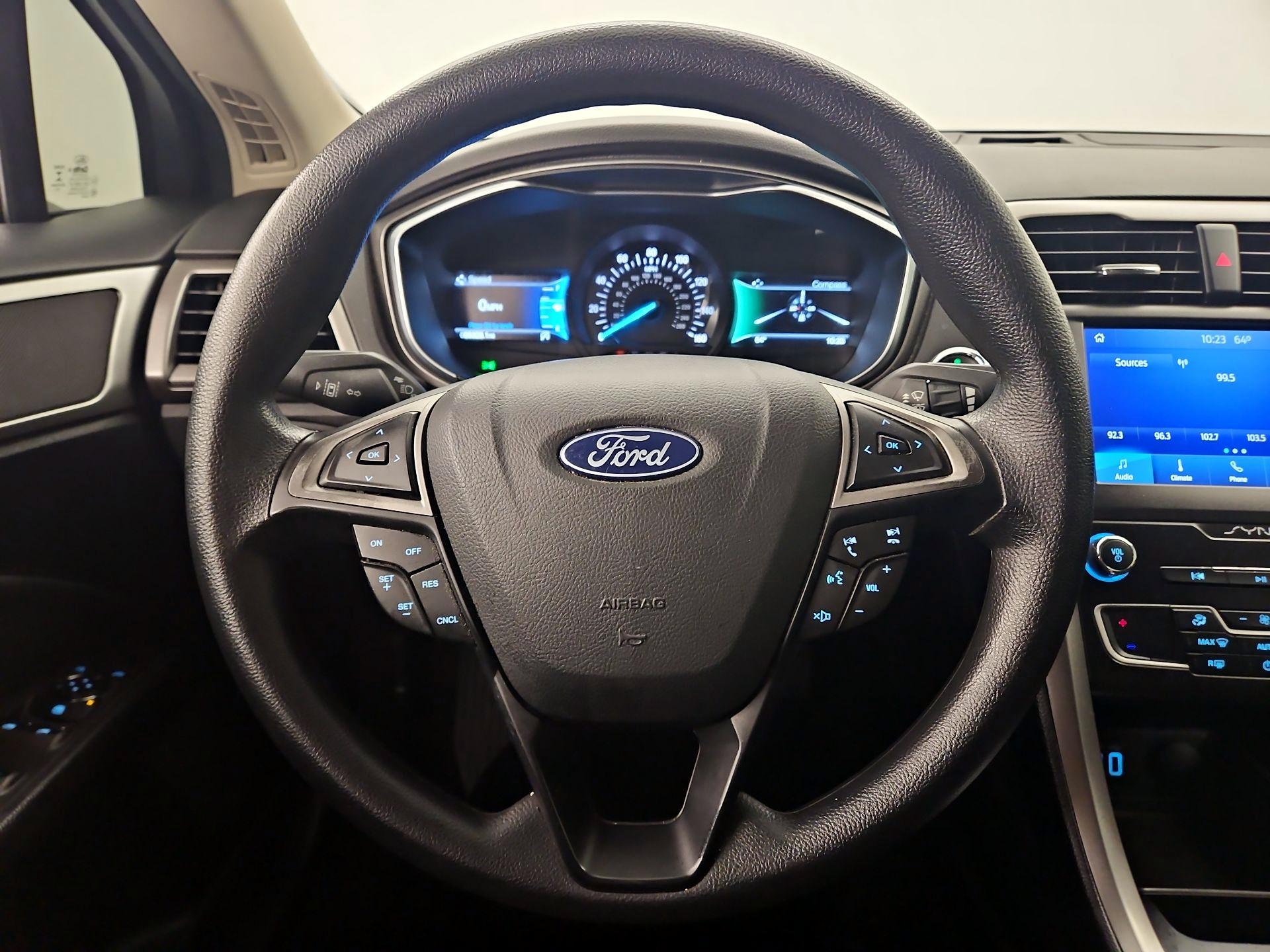 Thumbnail: 2020 Ford Fusion - 10