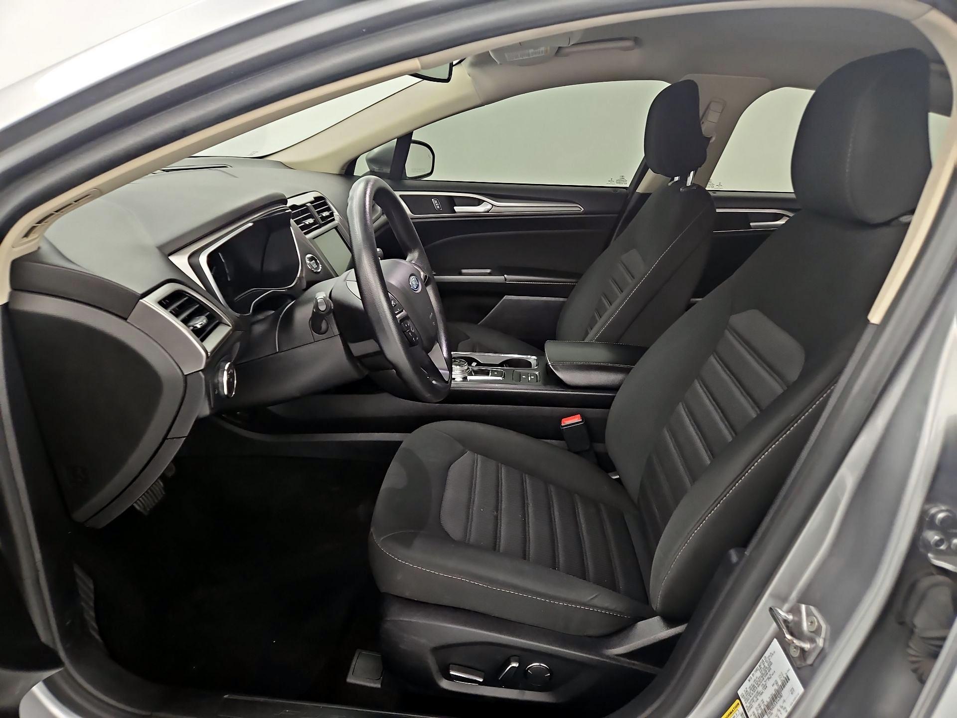 Thumbnail: 2020 Ford Fusion - 11