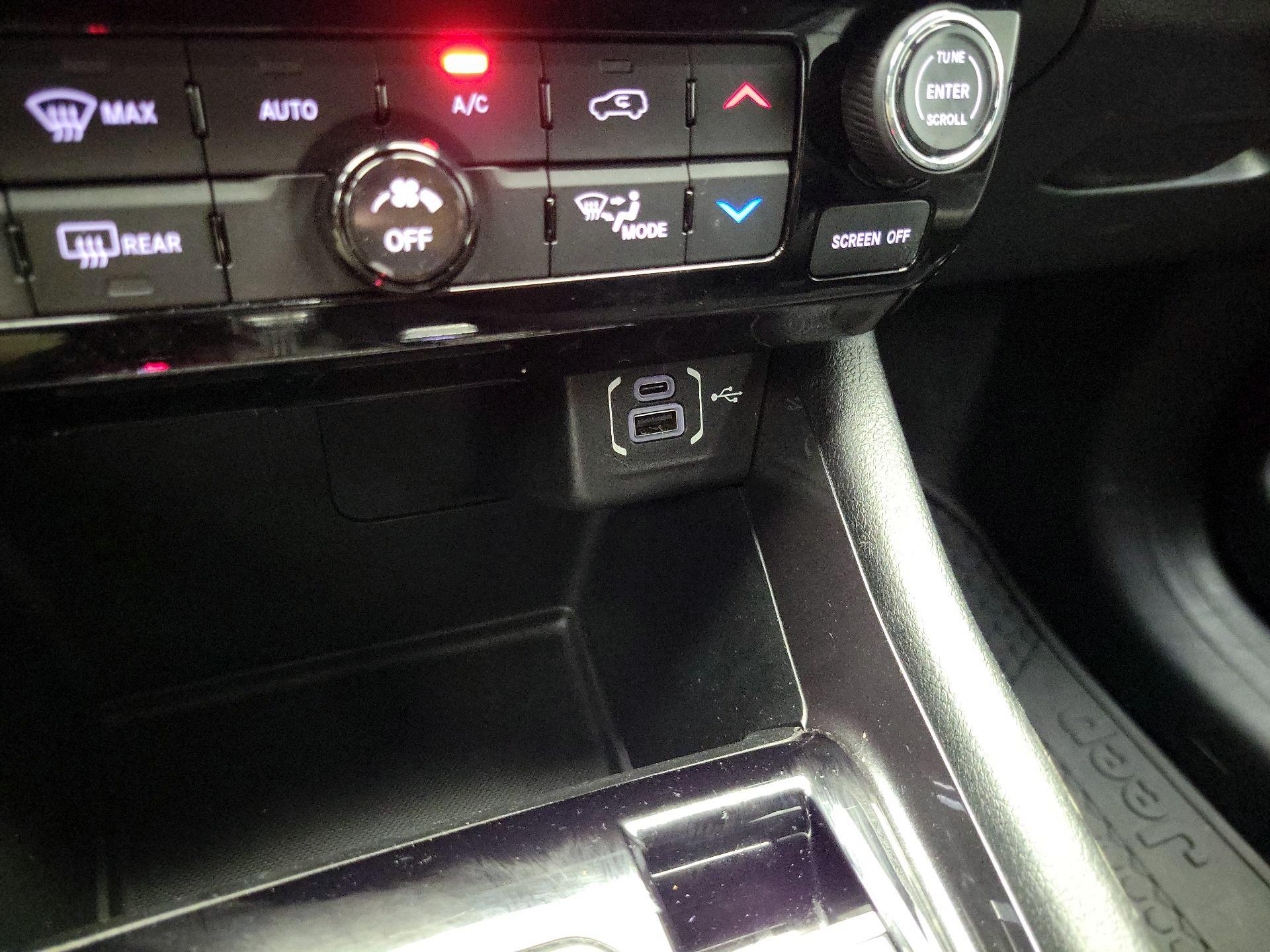 Thumbnail: 2023 Jeep Compass - 18