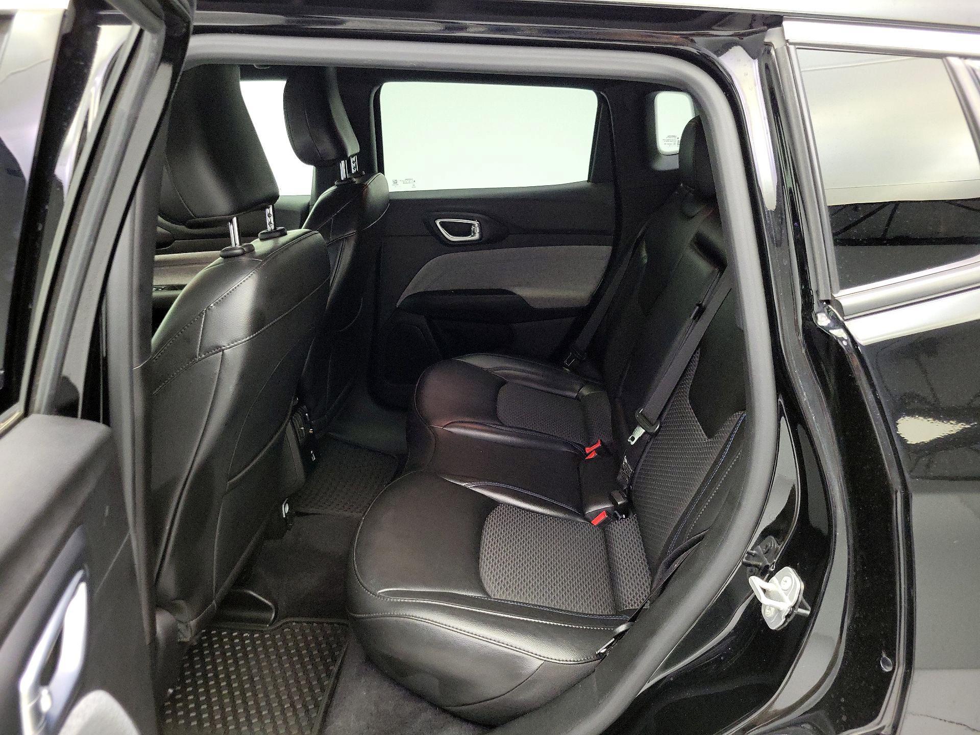 Thumbnail: 2023 Jeep Compass - 19