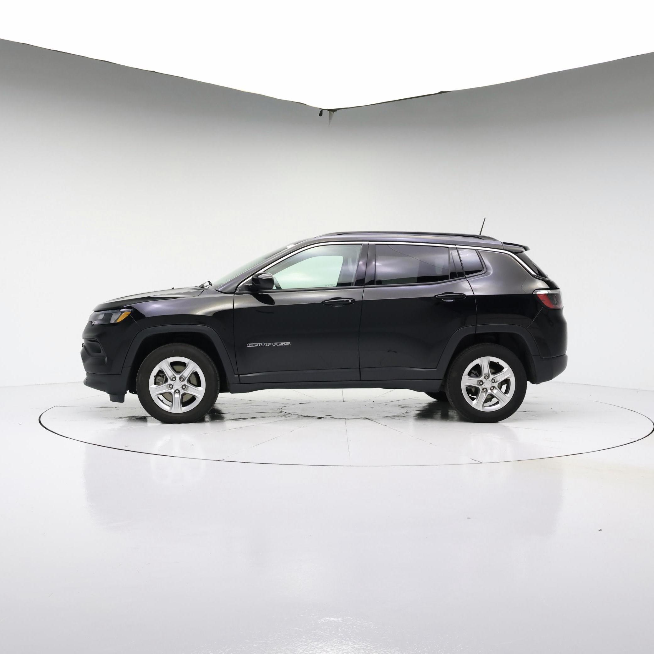 Thumbnail: 2023 Jeep Compass - 3