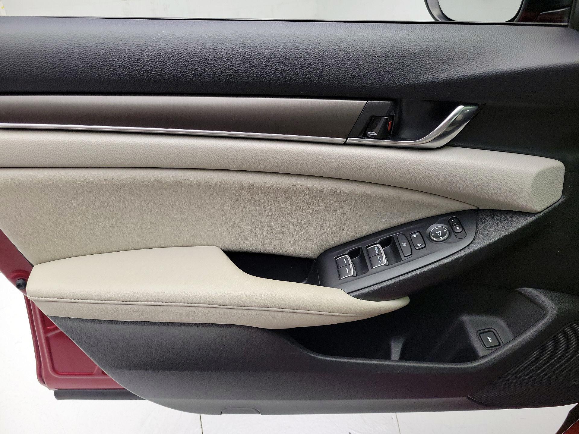 Thumbnail: 2021 Honda Accord - 12