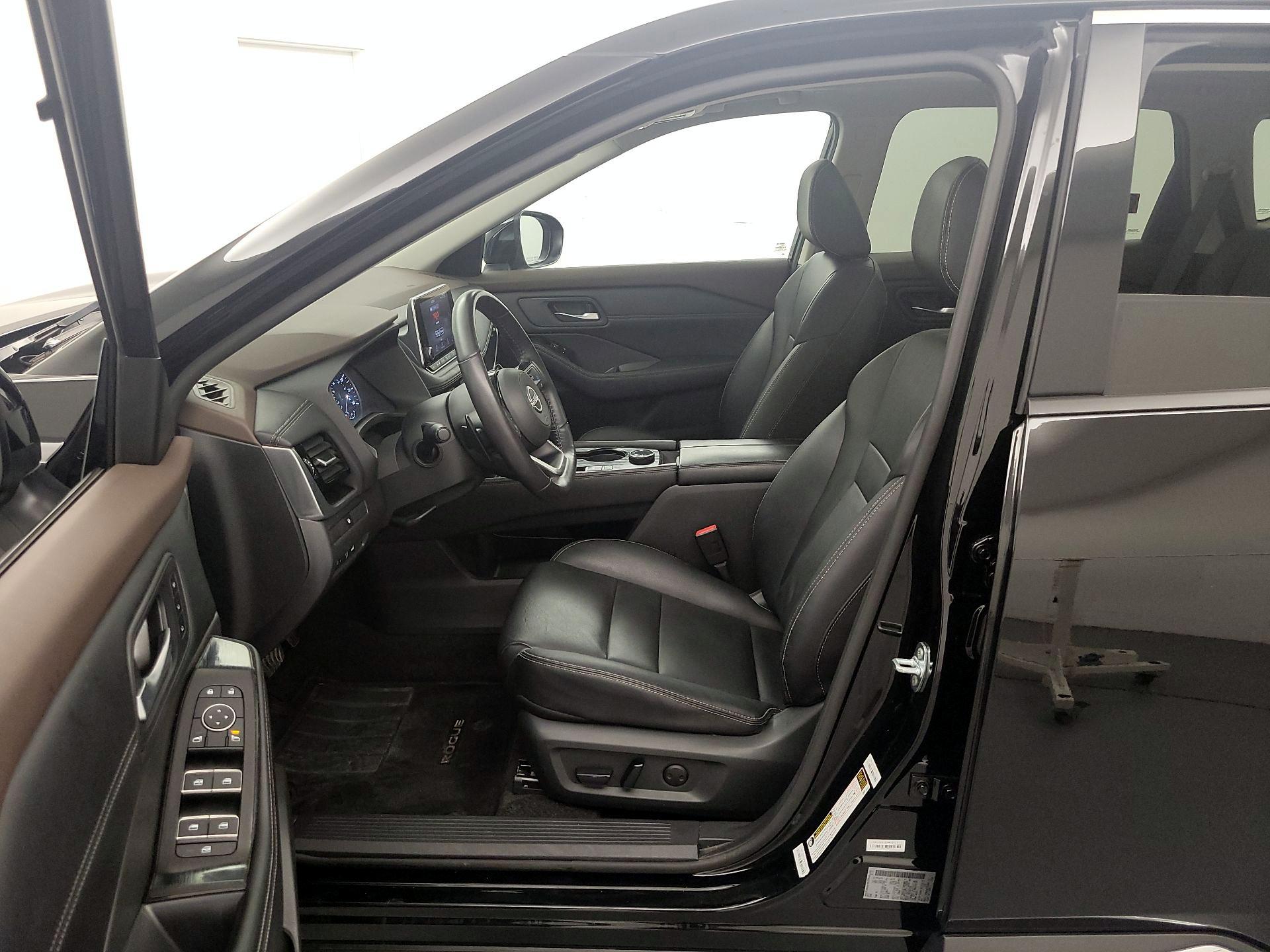 Thumbnail: 2023 Nissan Rogue - 11