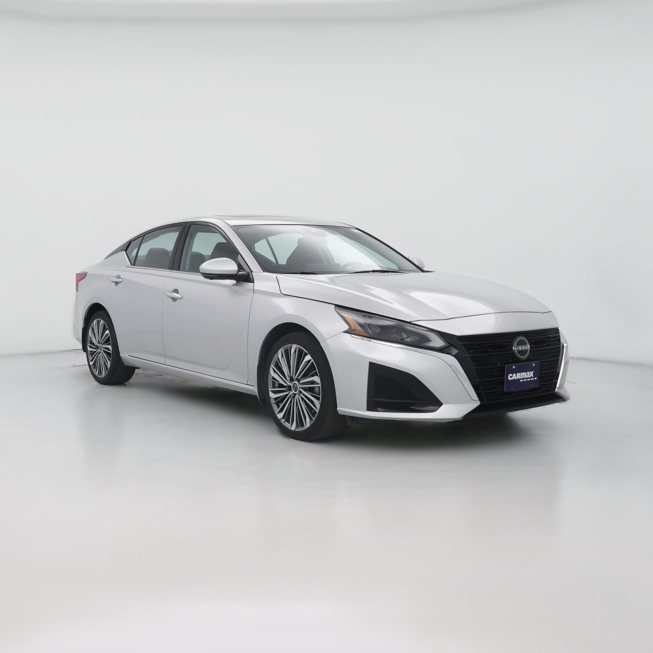 Thumbnail: 2023 Nissan Altima - 1
