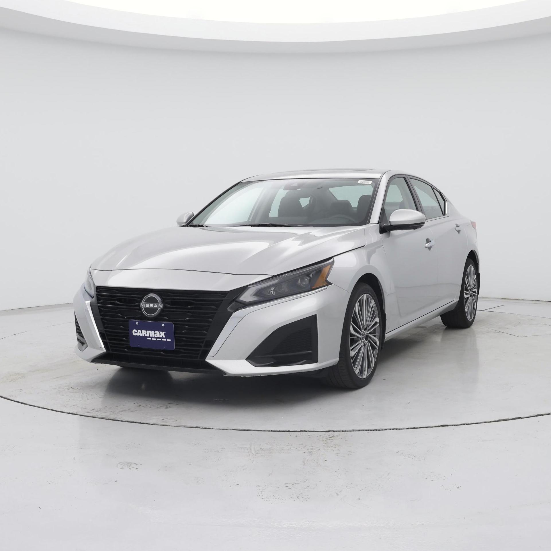 Thumbnail: 2023 Nissan Altima - 4