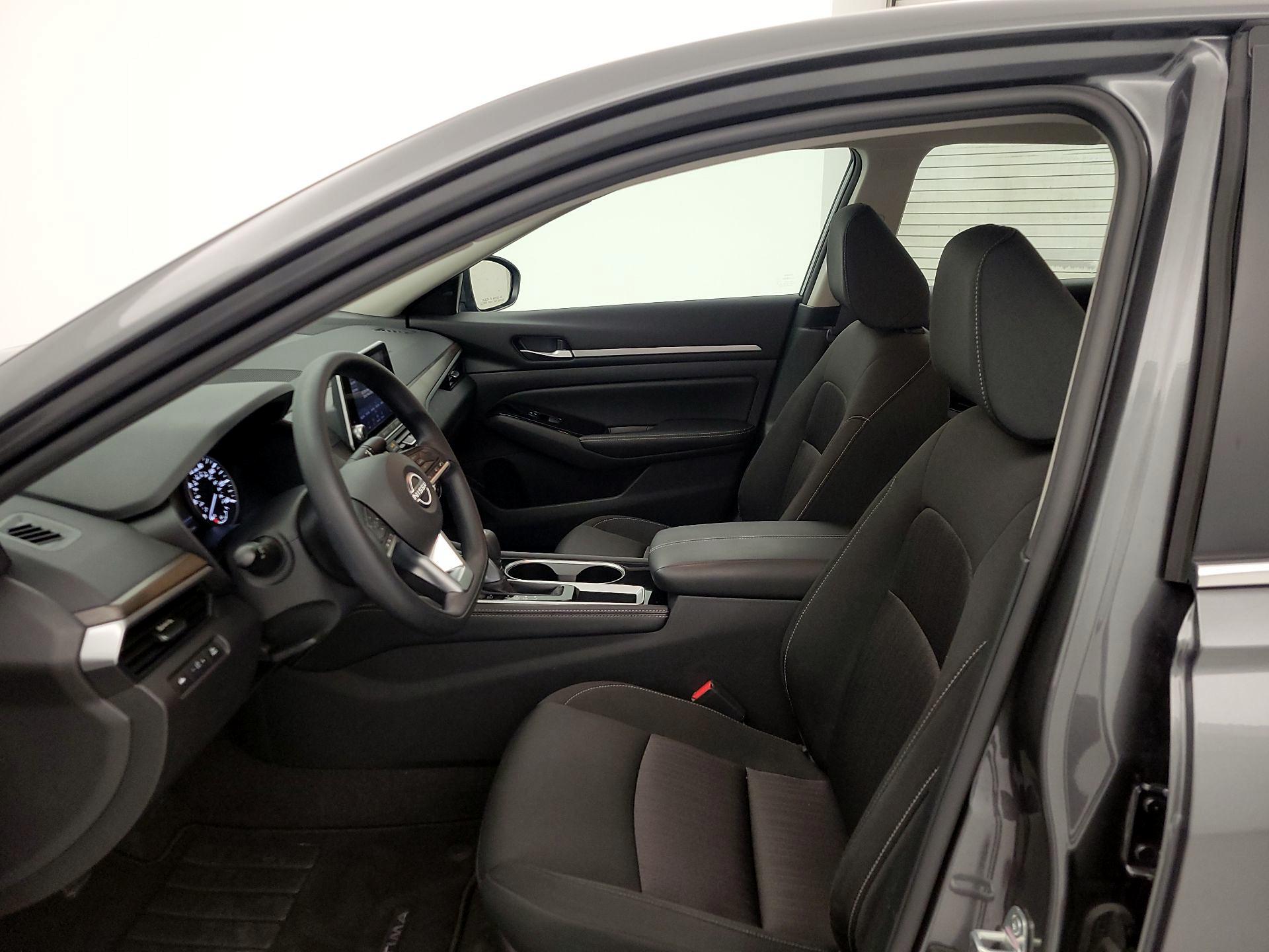 Thumbnail: 2023 Nissan Altima - 11