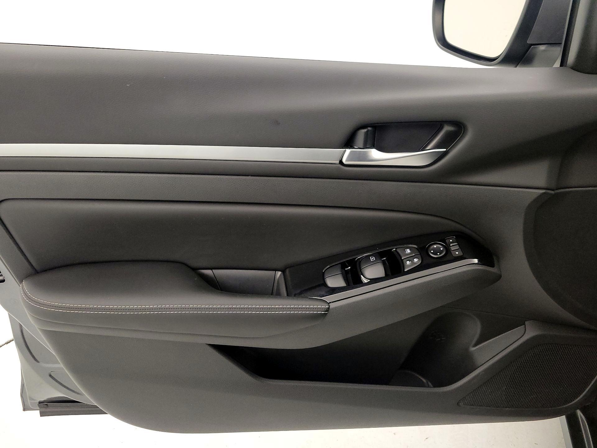 Thumbnail: 2023 Nissan Altima - 12