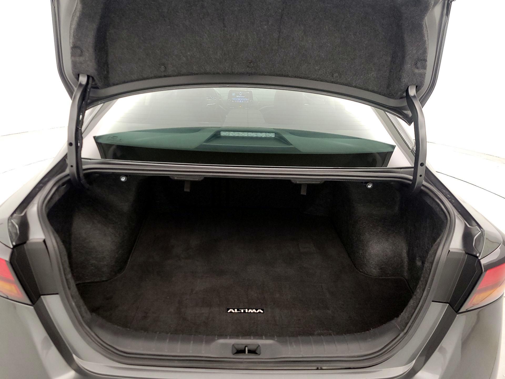 Thumbnail: 2023 Nissan Altima - 20