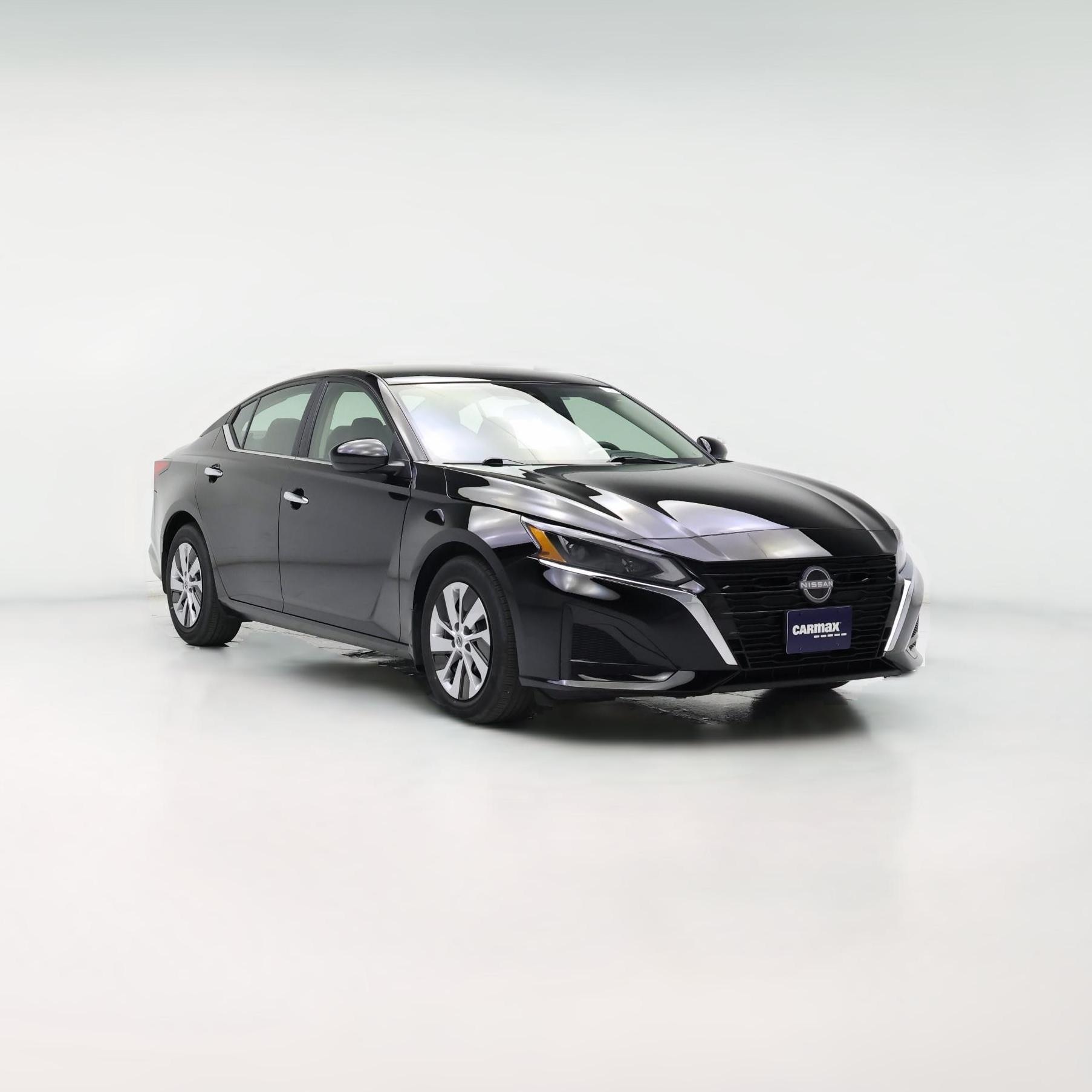 Thumbnail: 2023 Nissan Altima - 1