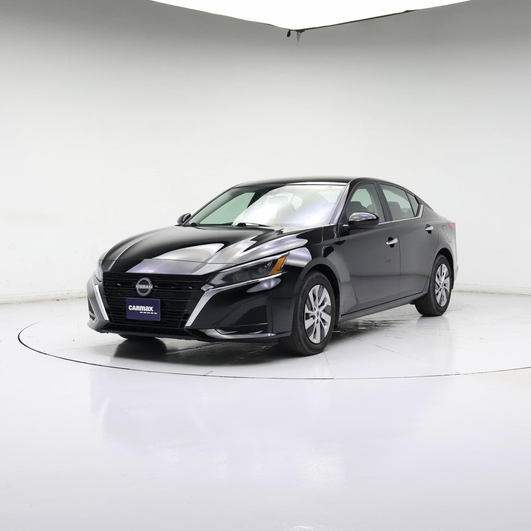 Thumbnail: 2023 Nissan Altima - 4