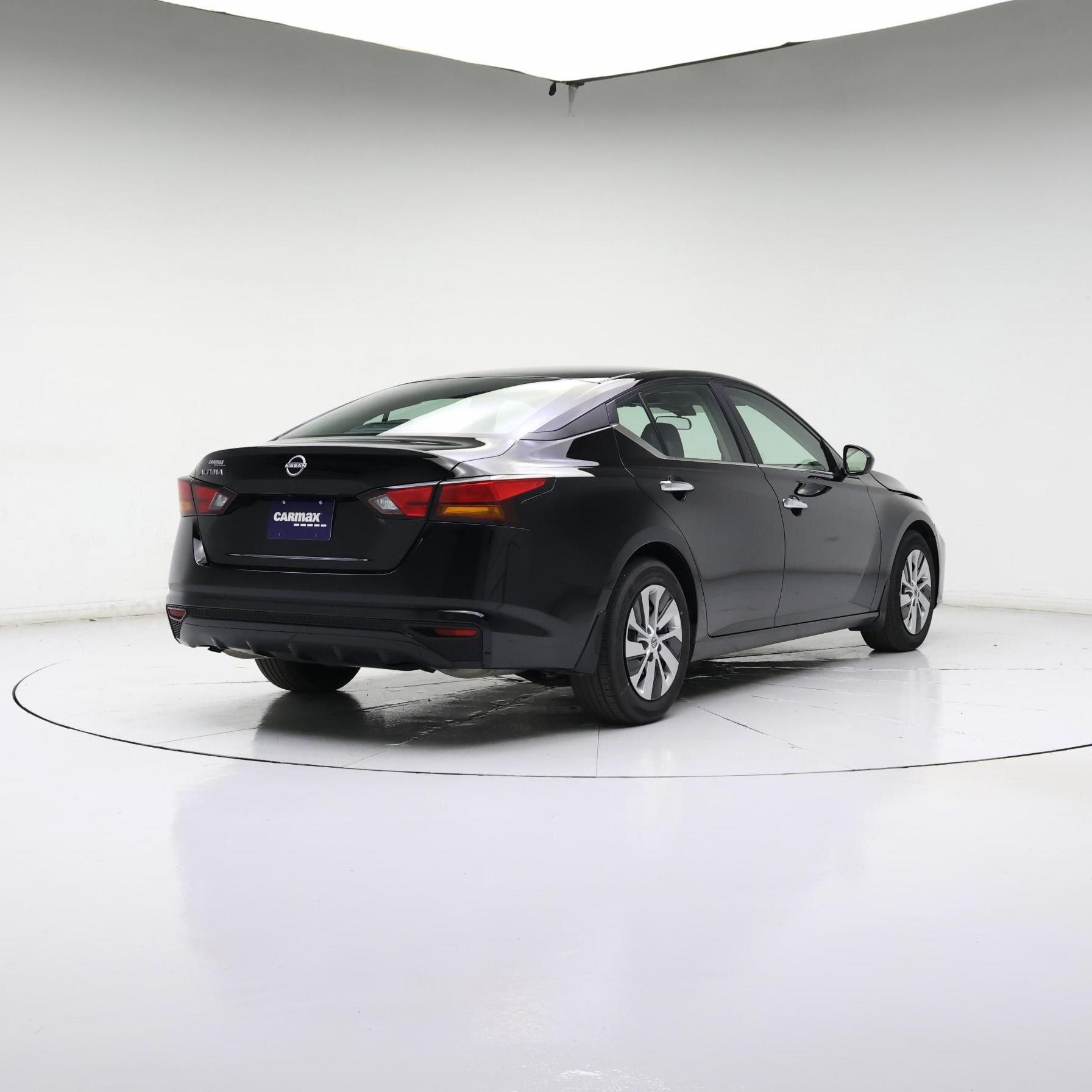Thumbnail: 2023 Nissan Altima - 8