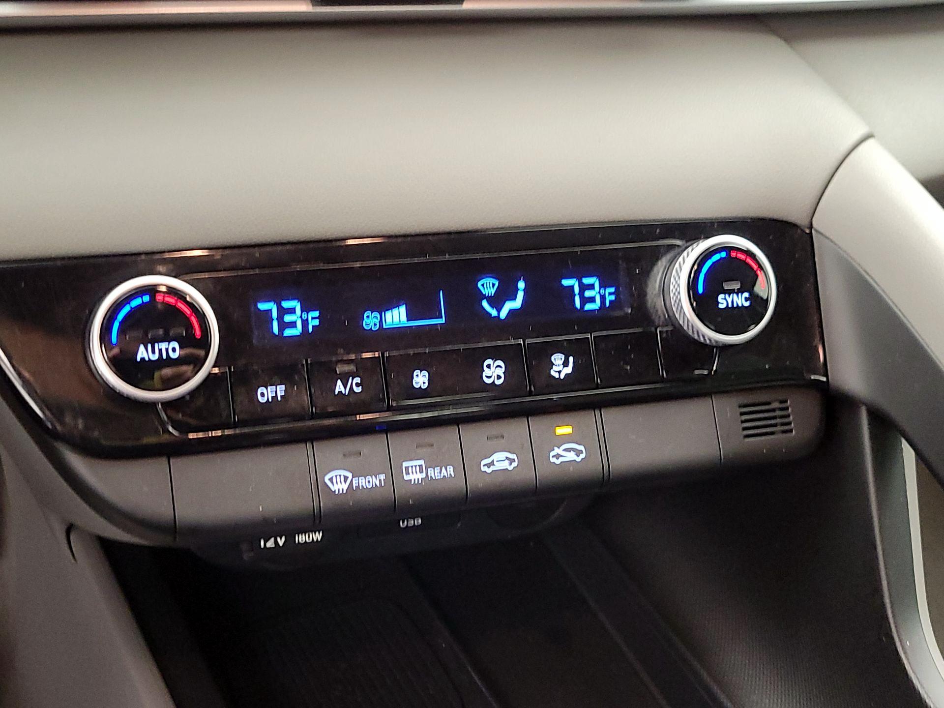 Thumbnail: 2025 Hyundai Elantra - 16