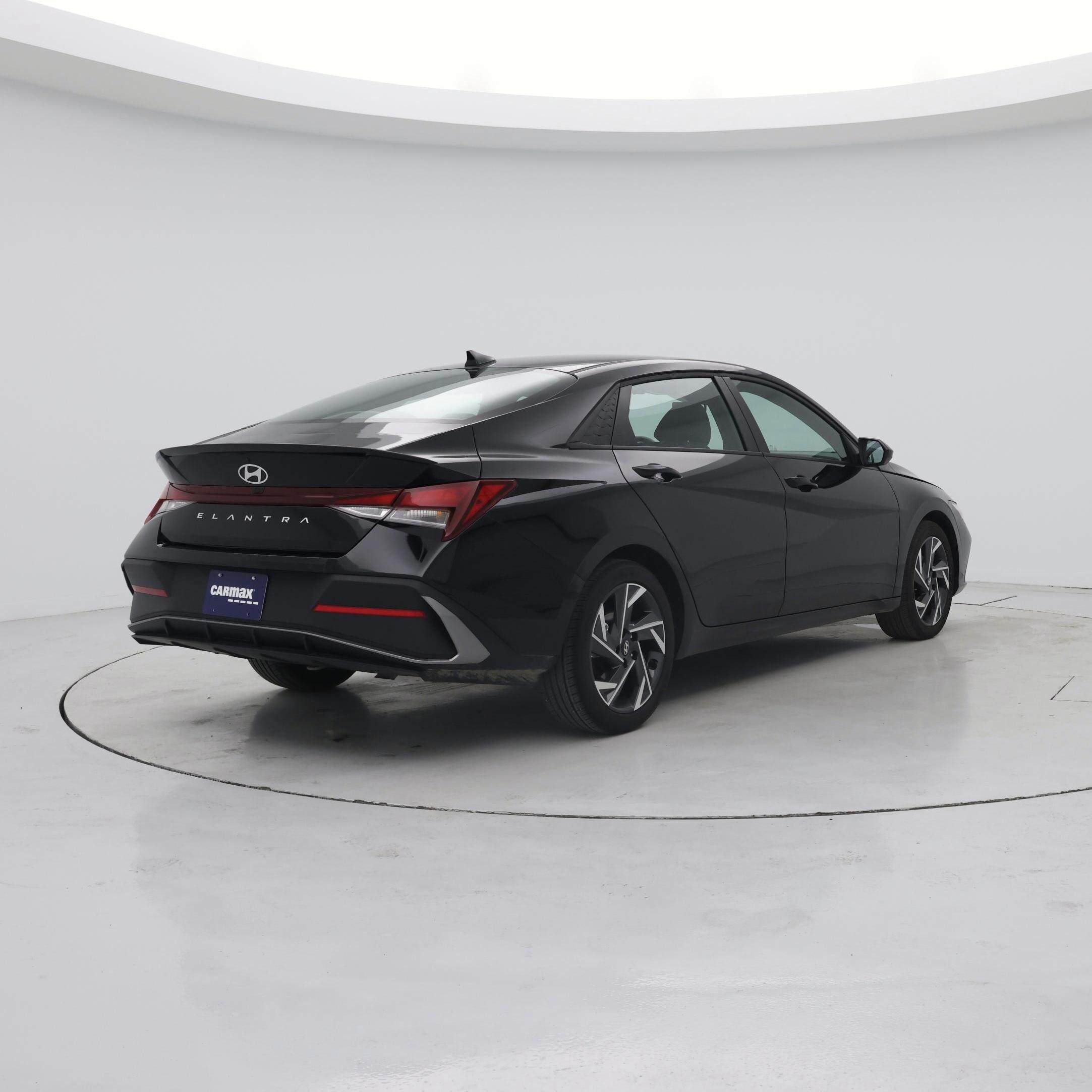 Thumbnail: 2025 Hyundai Elantra - 8