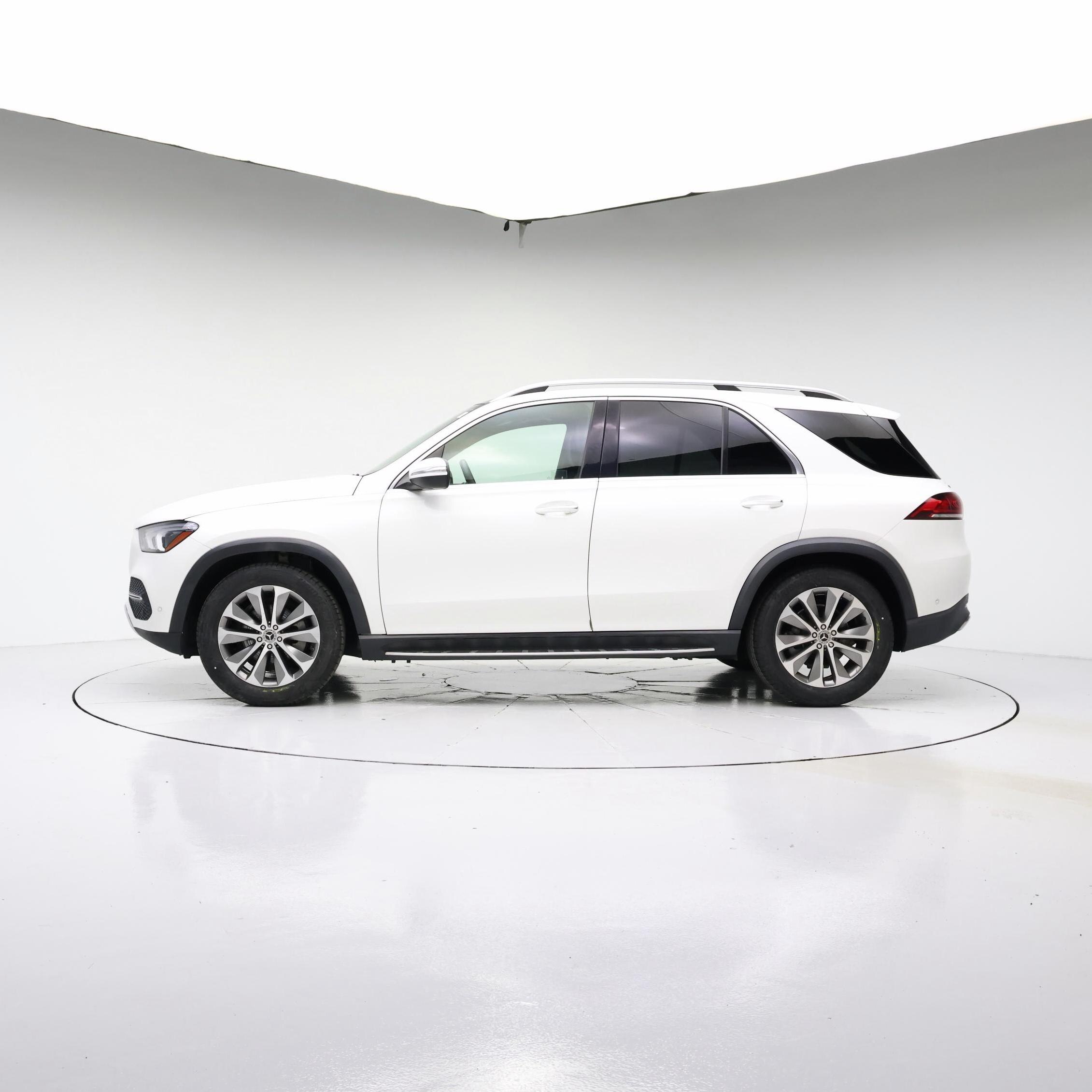 Thumbnail: 2020 Mercedes-Benz GLE - 3