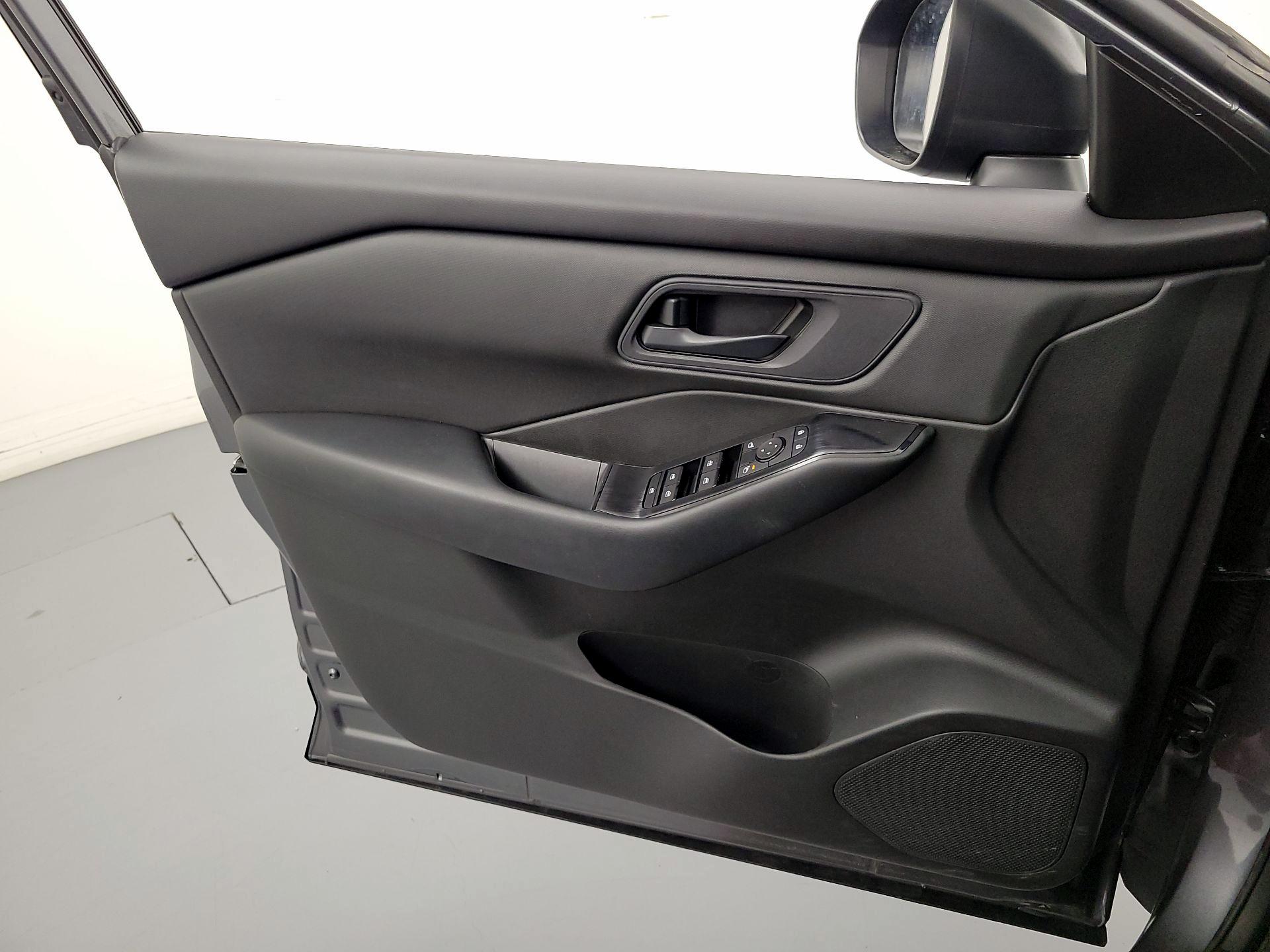 Thumbnail: 2024 Nissan Rogue - 12