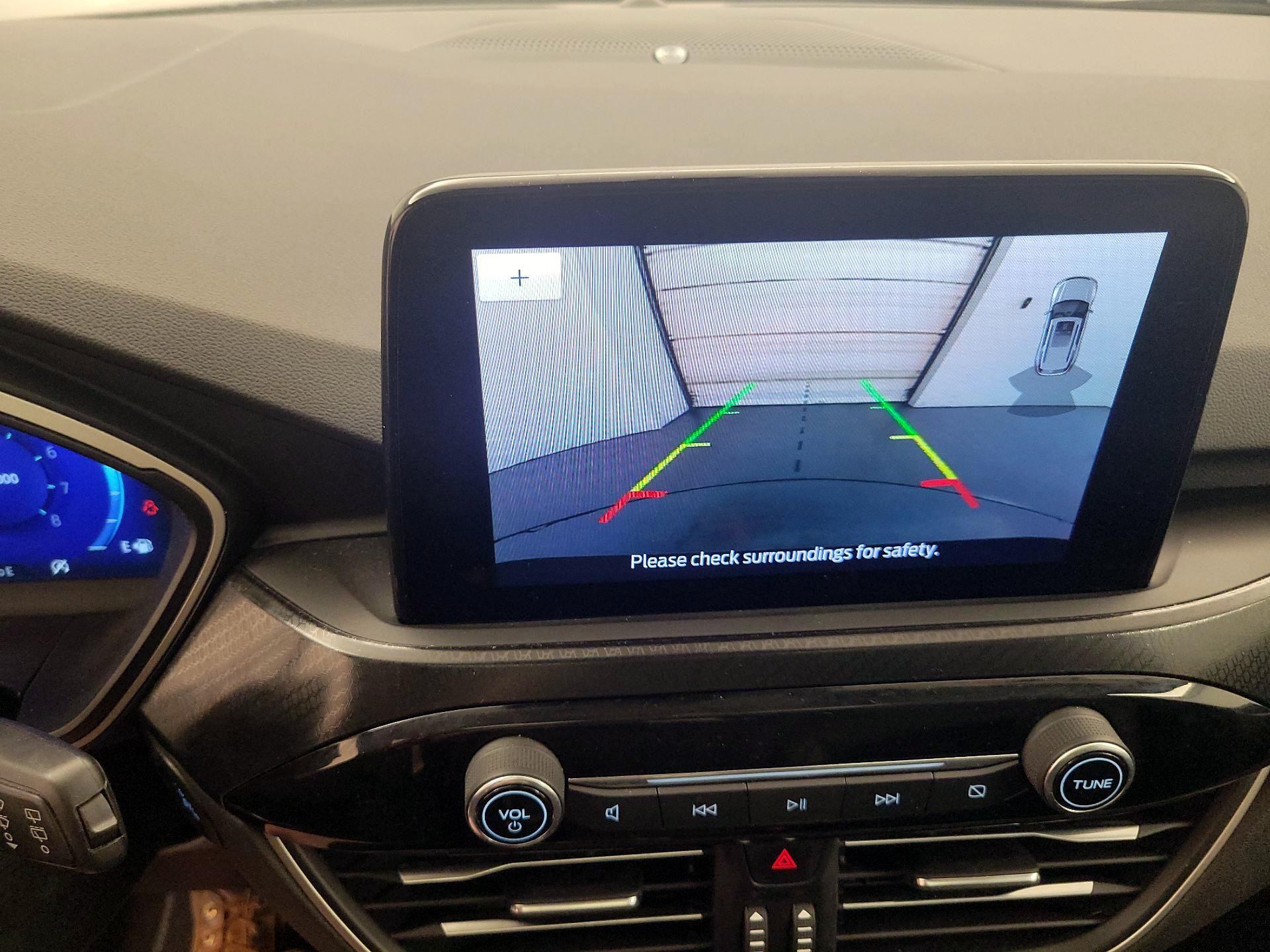 Thumbnail: 2022 Ford Escape - 15