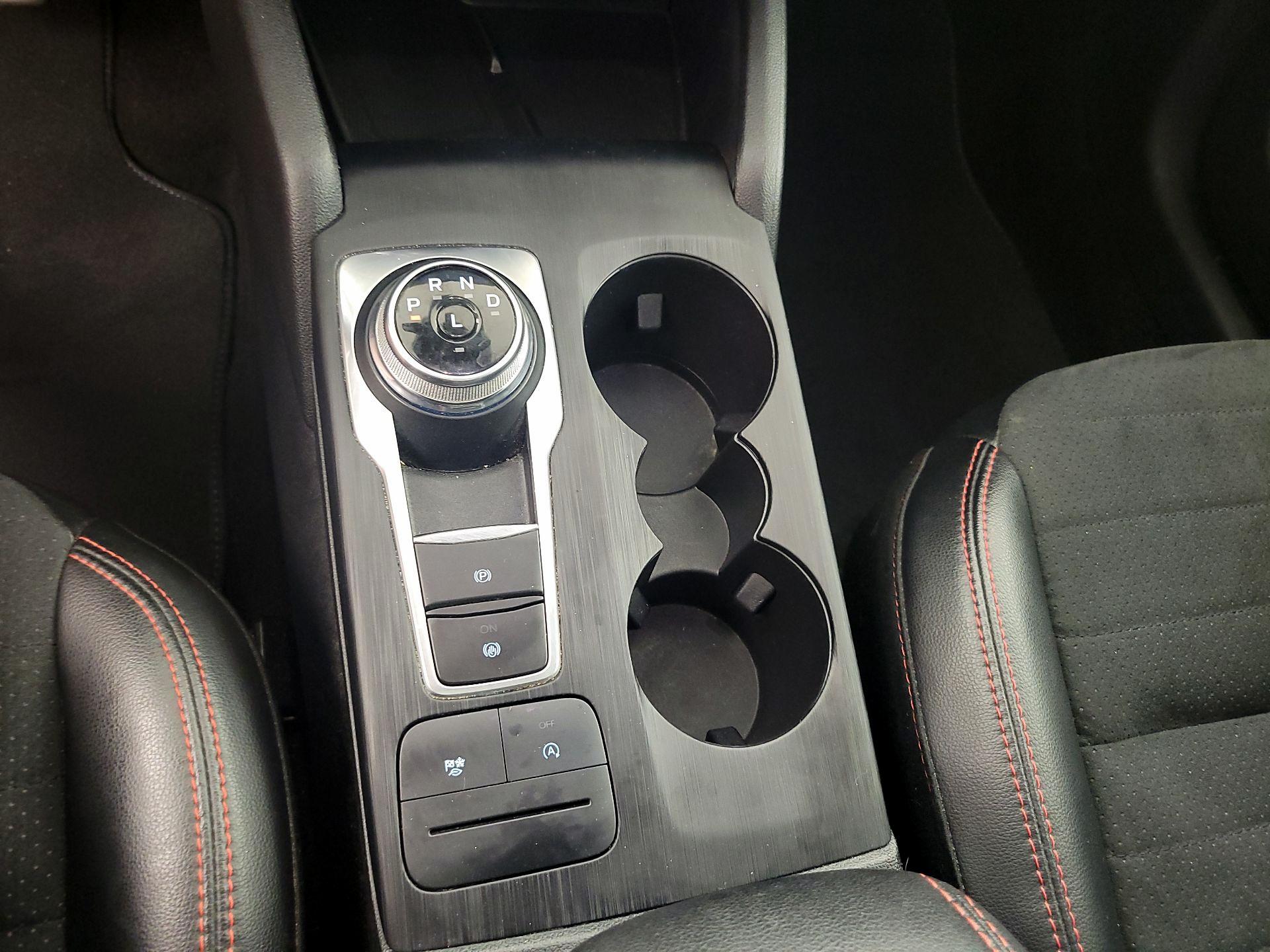 Thumbnail: 2022 Ford Escape - 18