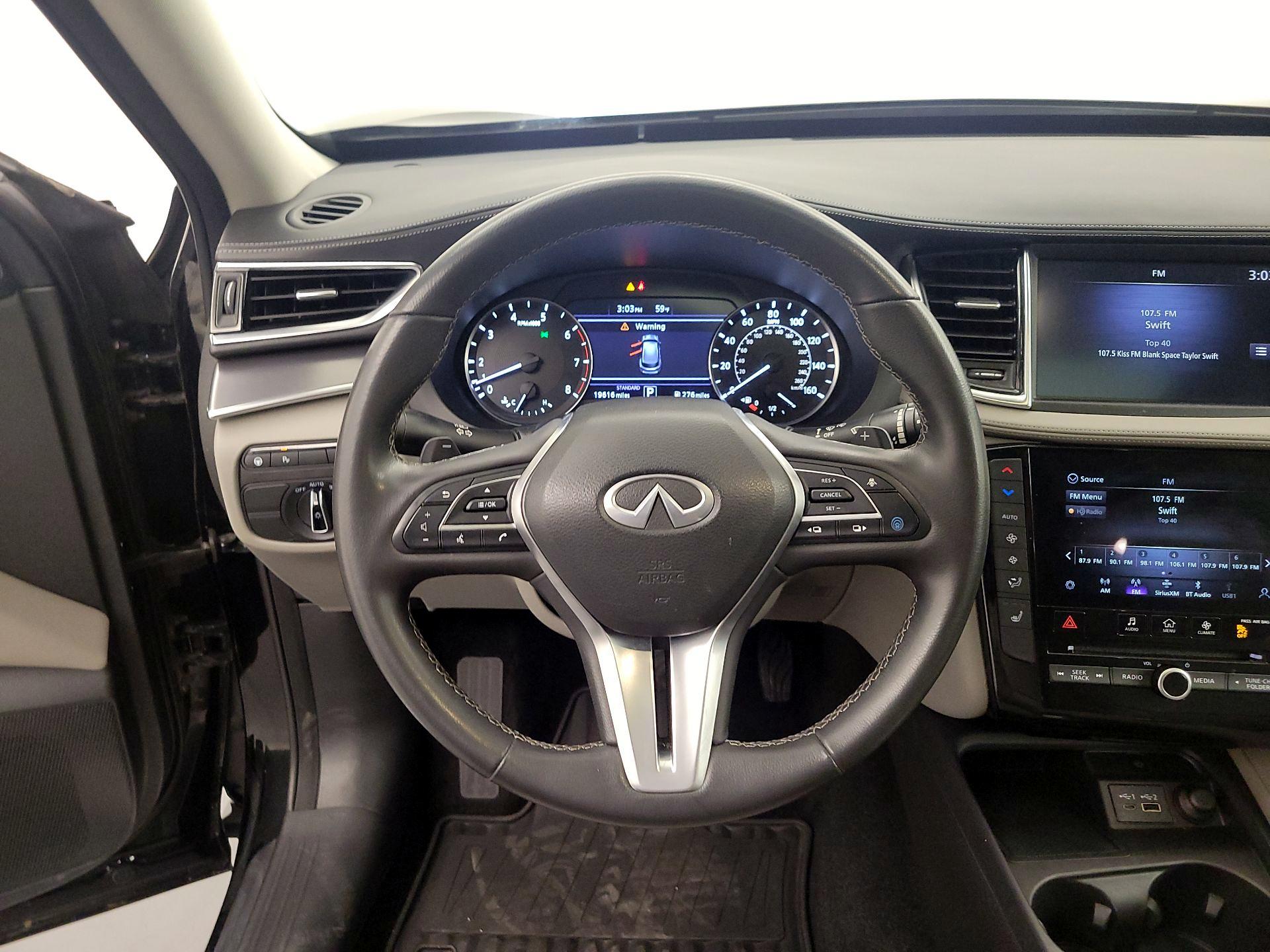 Thumbnail: 2023 INFINITI QX50 - 10