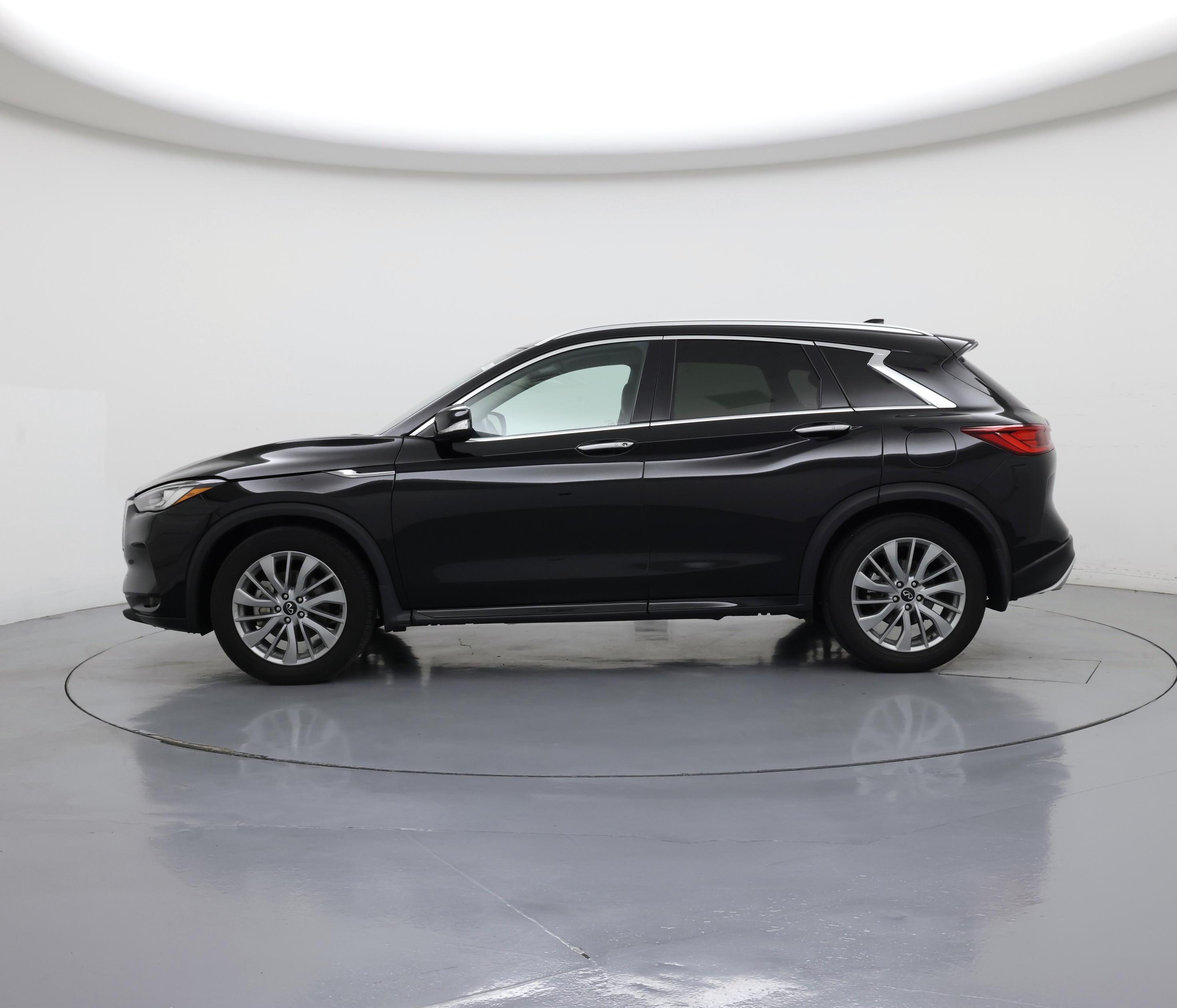 Thumbnail: 2023 INFINITI QX50 - 3