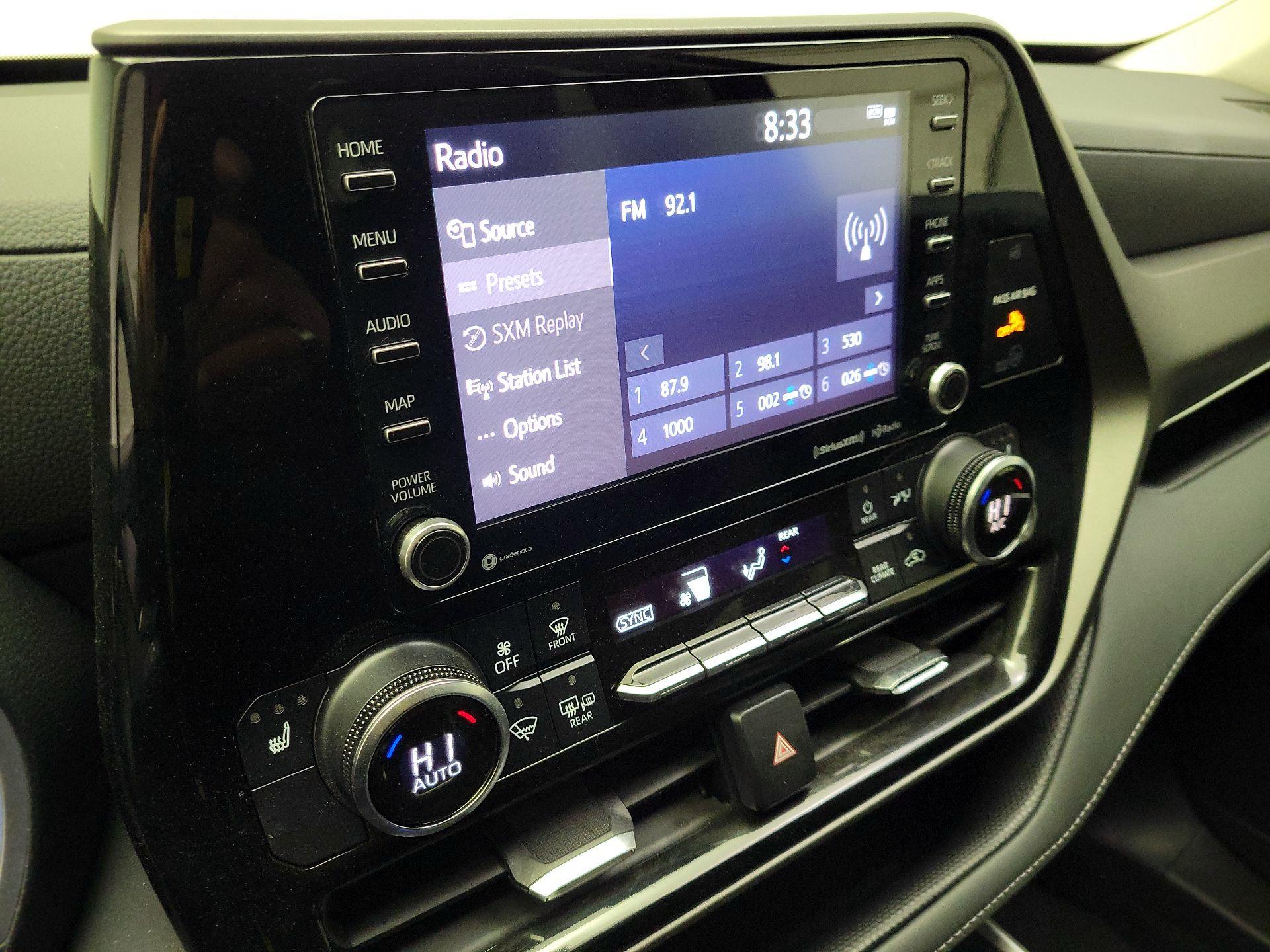 Thumbnail: 2022 Toyota Highlander - 15