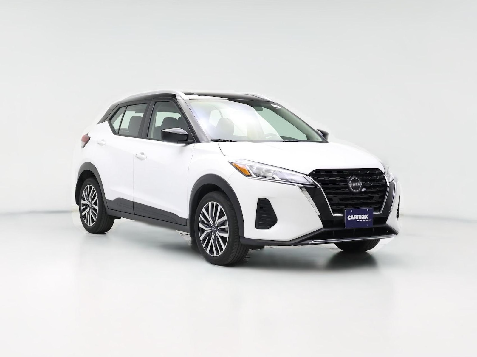2023 Nissan Kicks