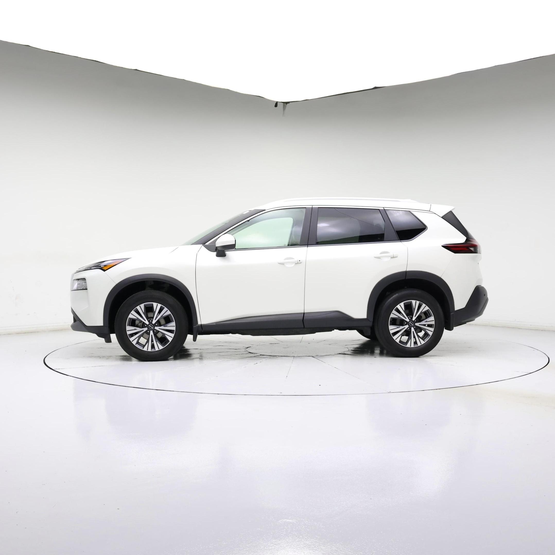 Thumbnail: 2023 Nissan Rogue - 3