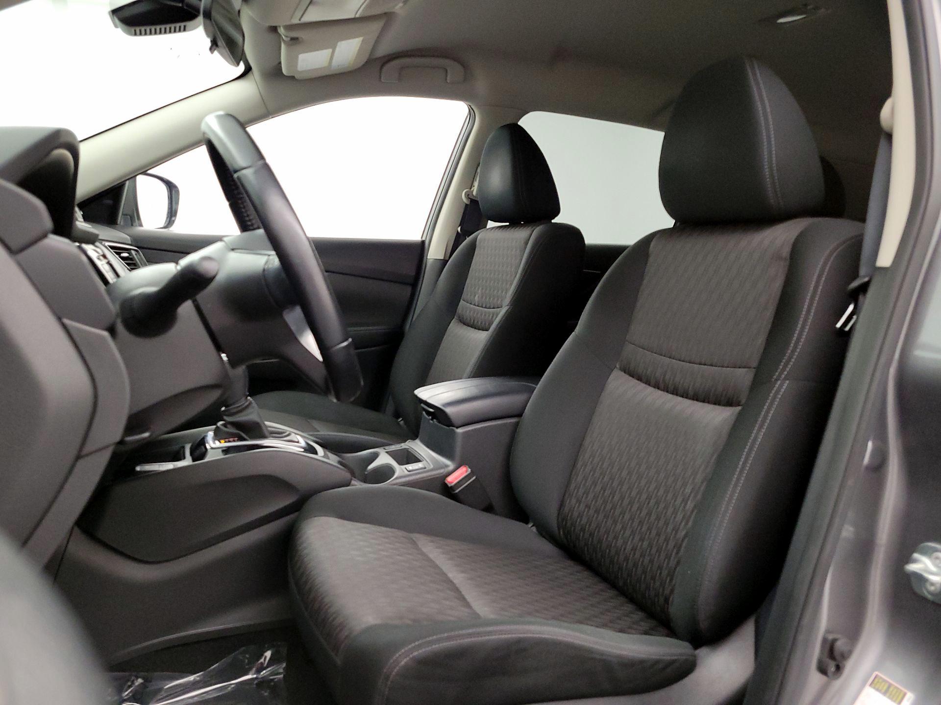 Thumbnail: 2020 Nissan Rogue - 11