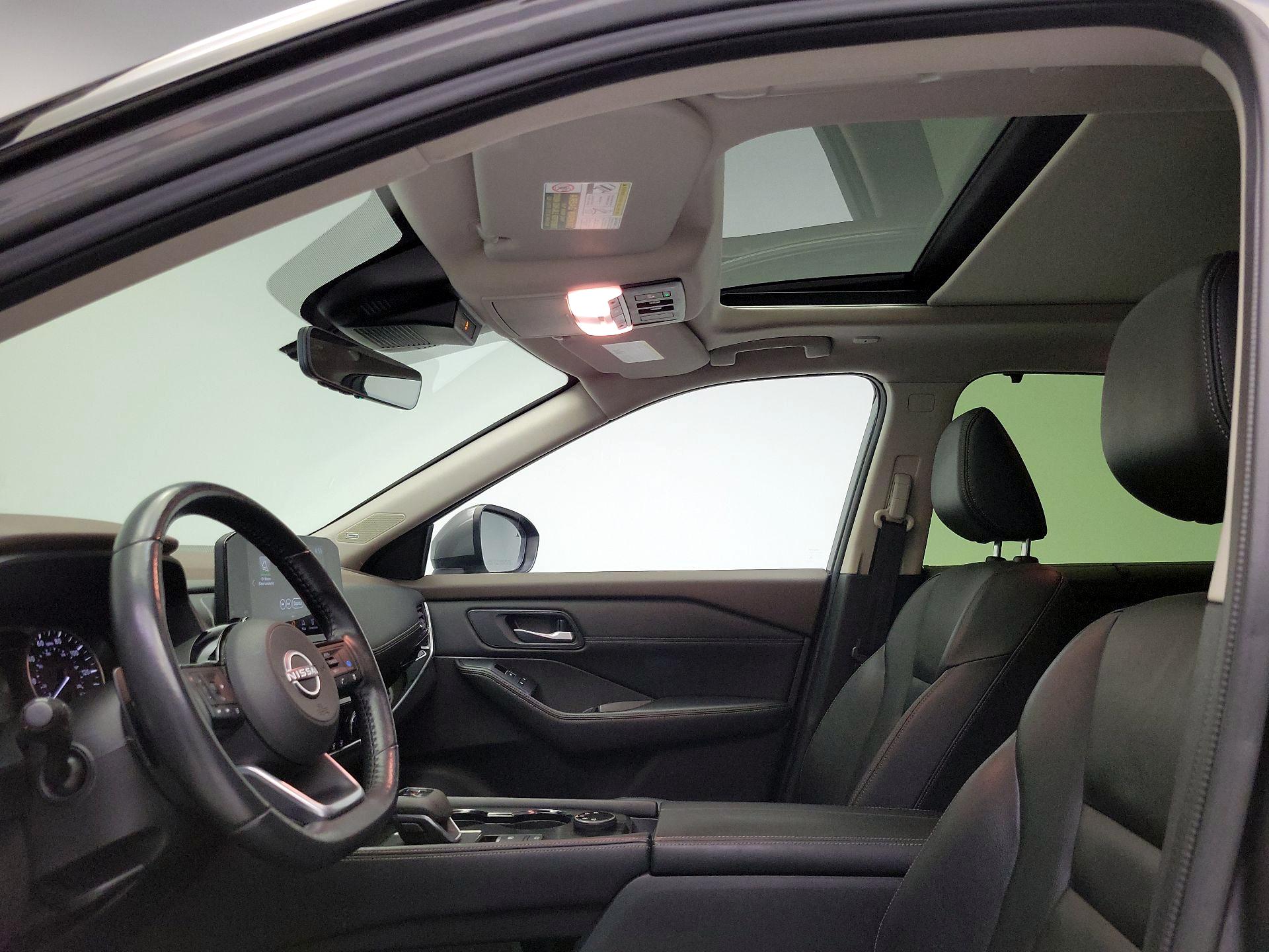 Thumbnail: 2023 Nissan Rogue - 20