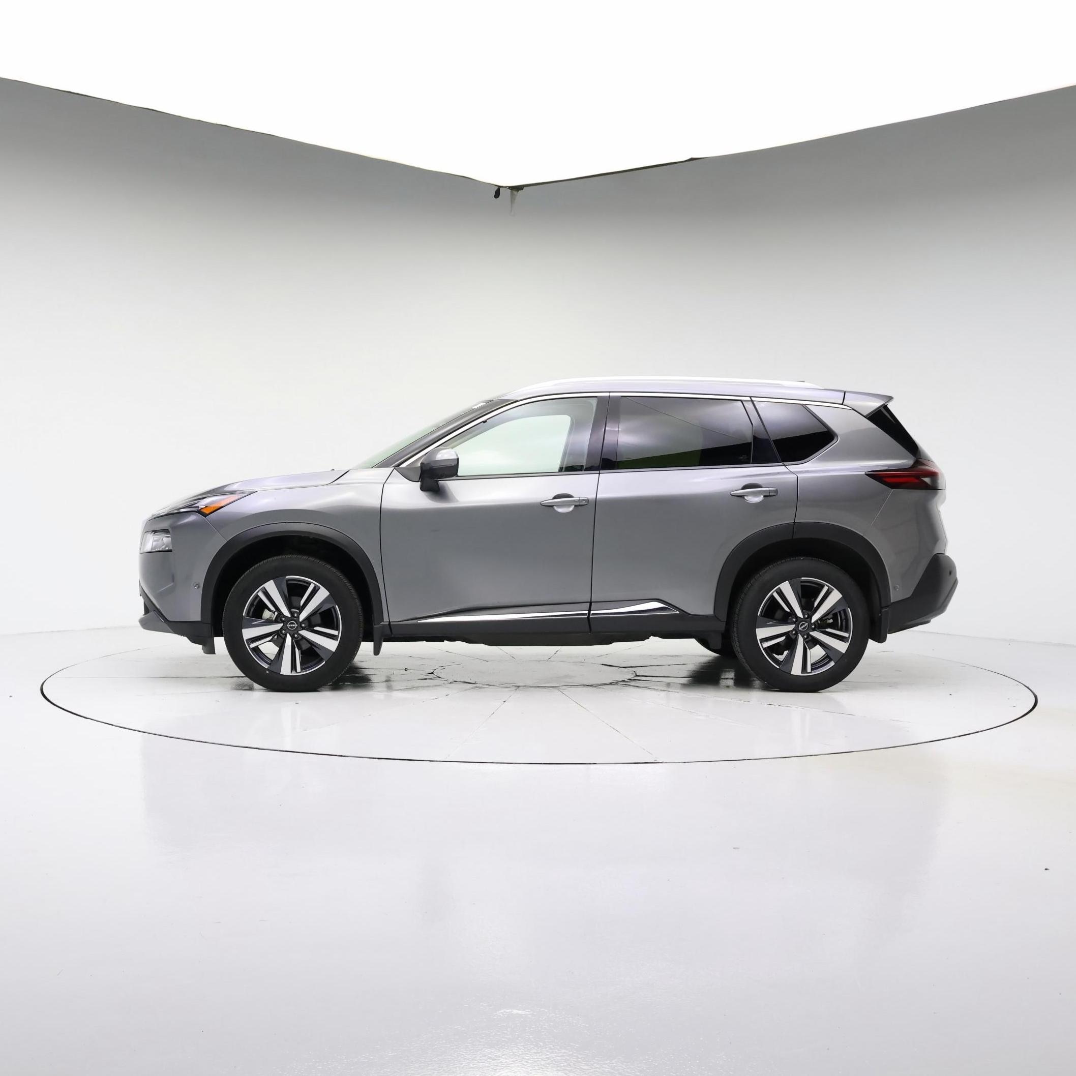 Thumbnail: 2023 Nissan Rogue - 3
