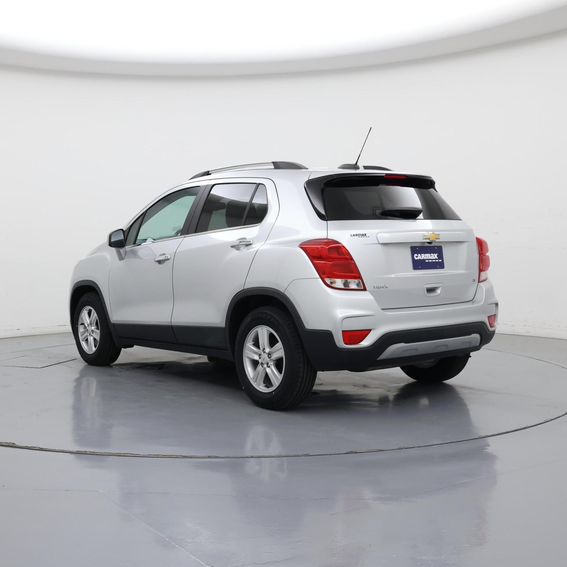 Thumbnail: 2020 Chevrolet Trax - 2