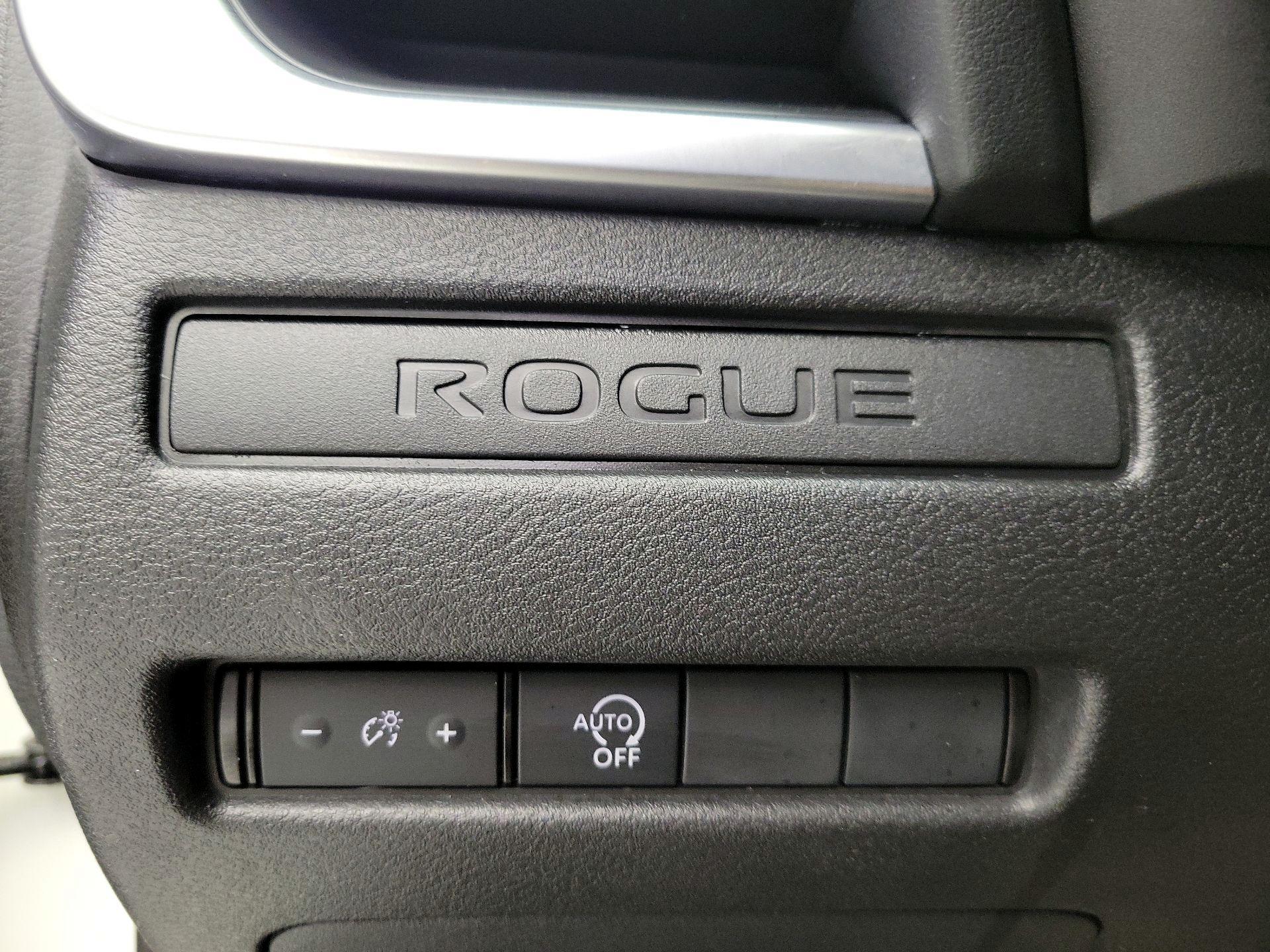 Thumbnail: 2023 Nissan Rogue - 13