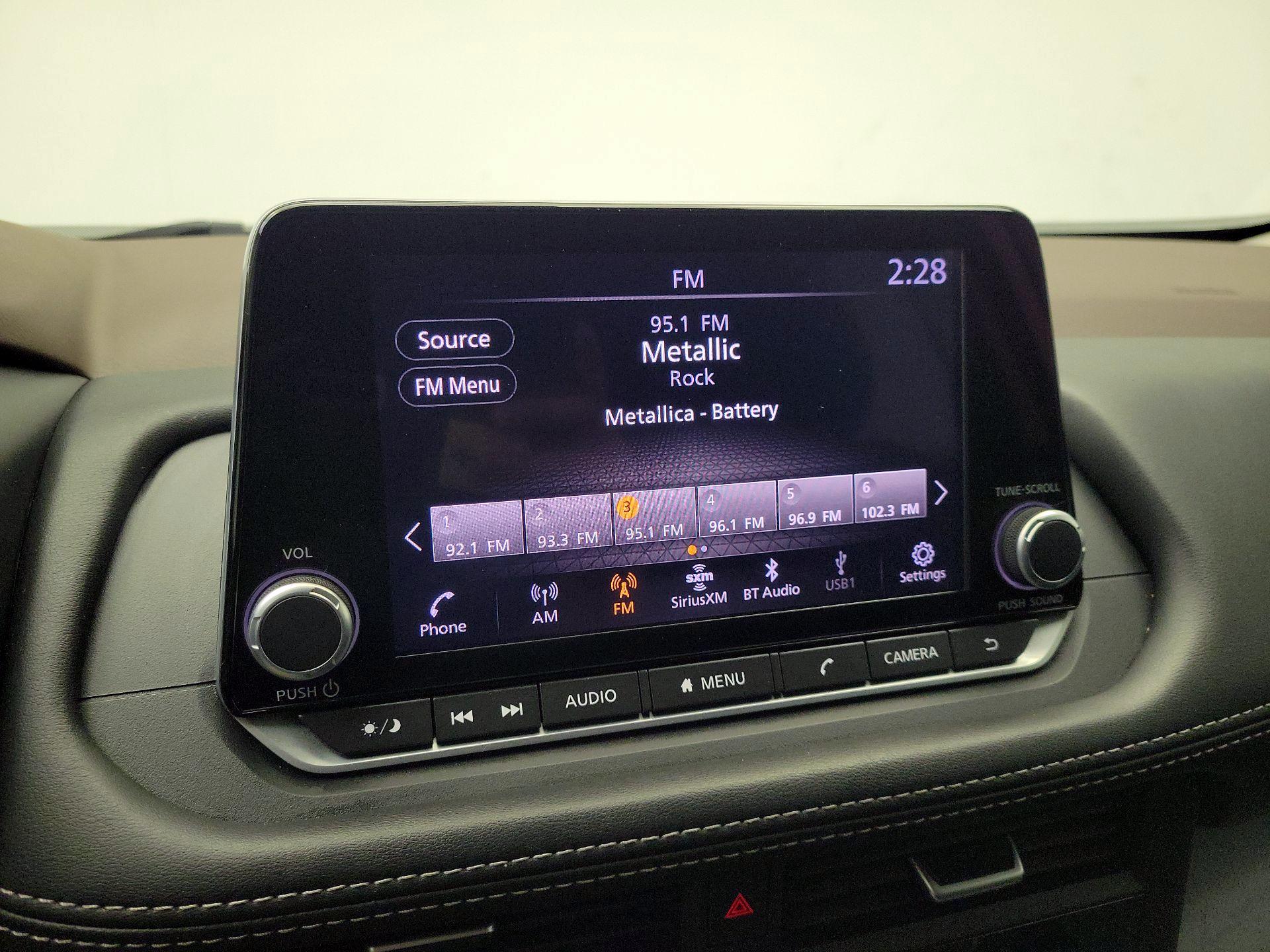 Thumbnail: 2023 Nissan Rogue - 15