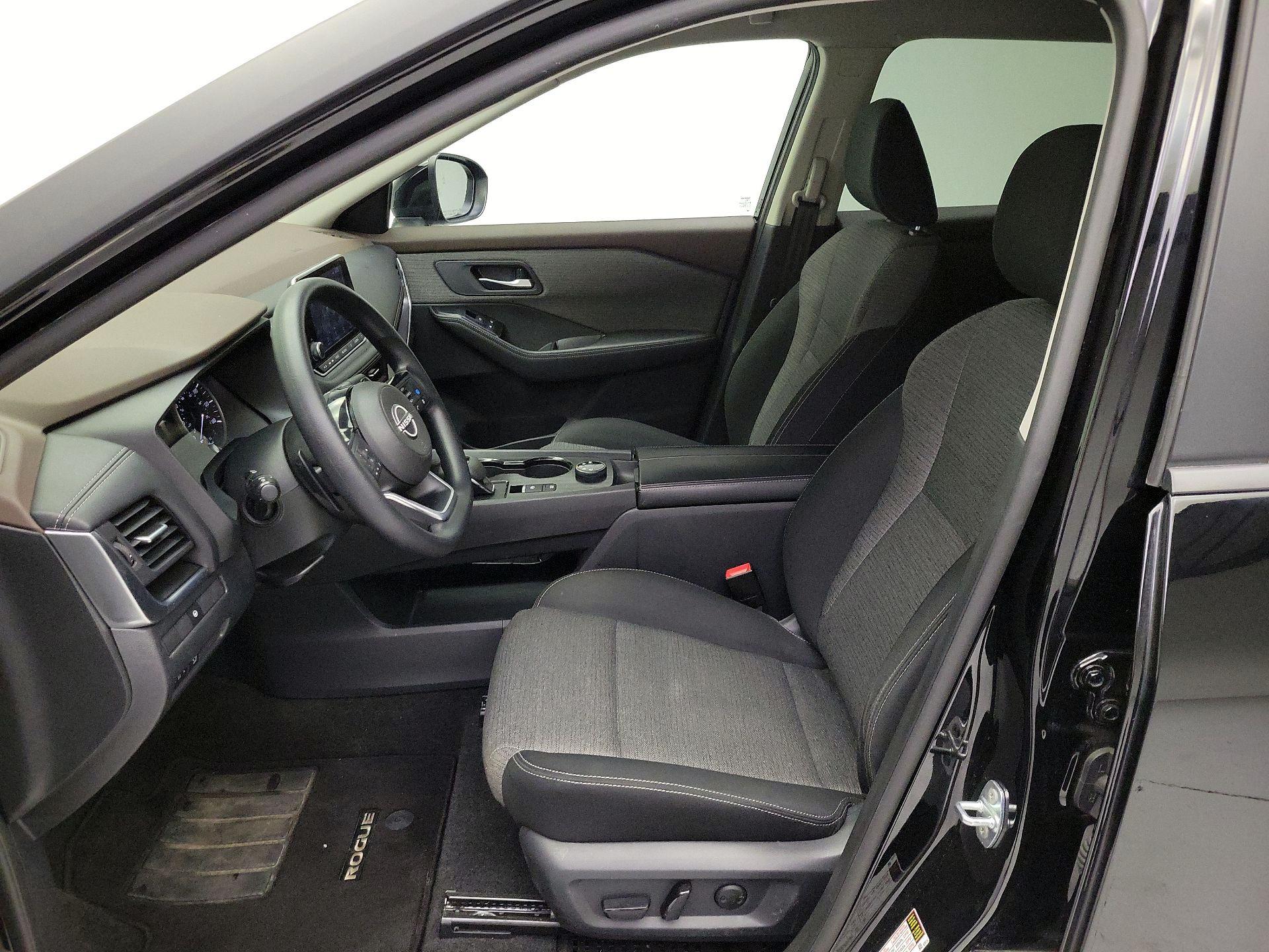 Thumbnail: 2023 Nissan Rogue - 11