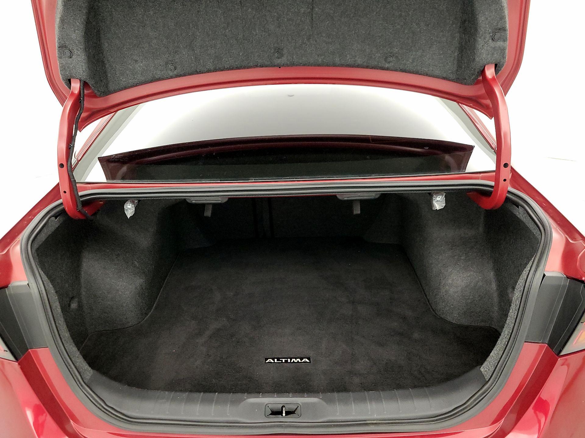 Thumbnail: 2022 Nissan Altima - 20