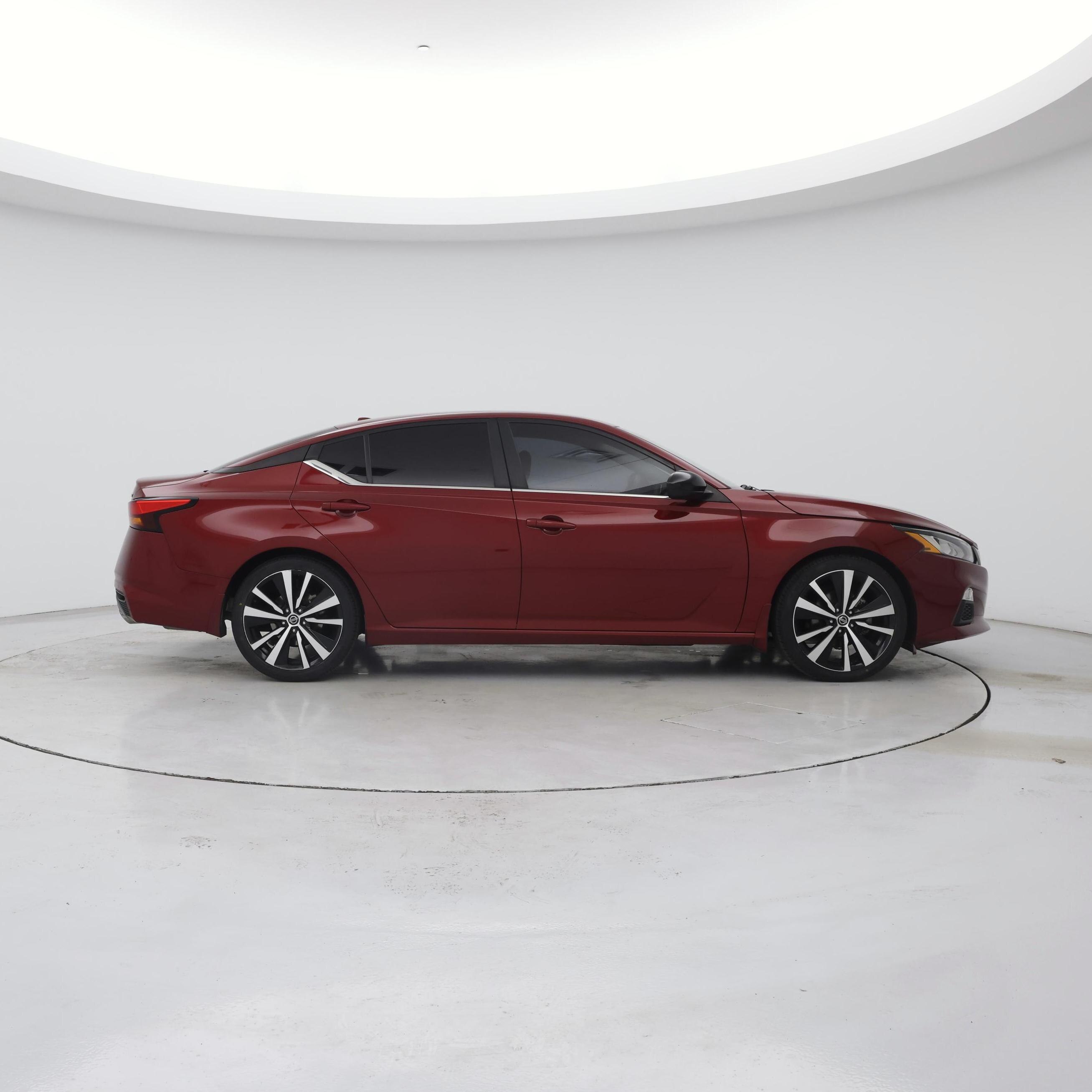 Thumbnail: 2022 Nissan Altima - 7