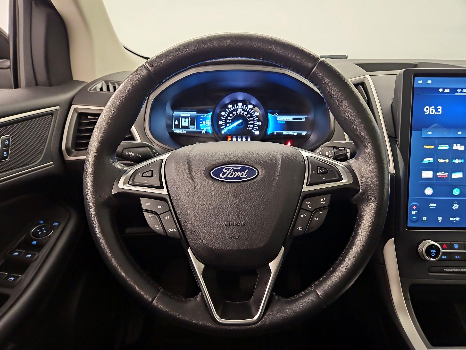 Thumbnail: 2023 Ford Edge - 10