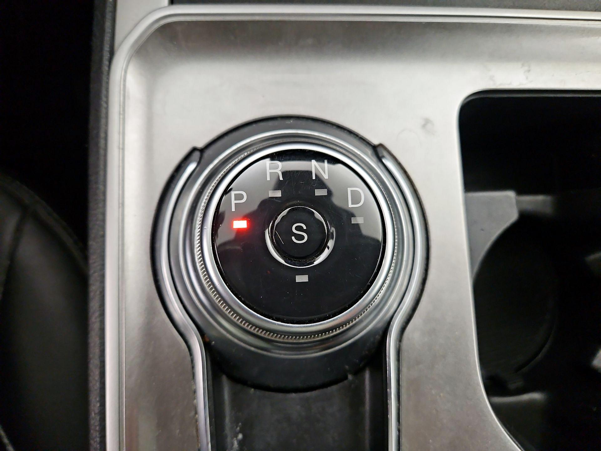 Thumbnail: 2023 Ford Edge - 17