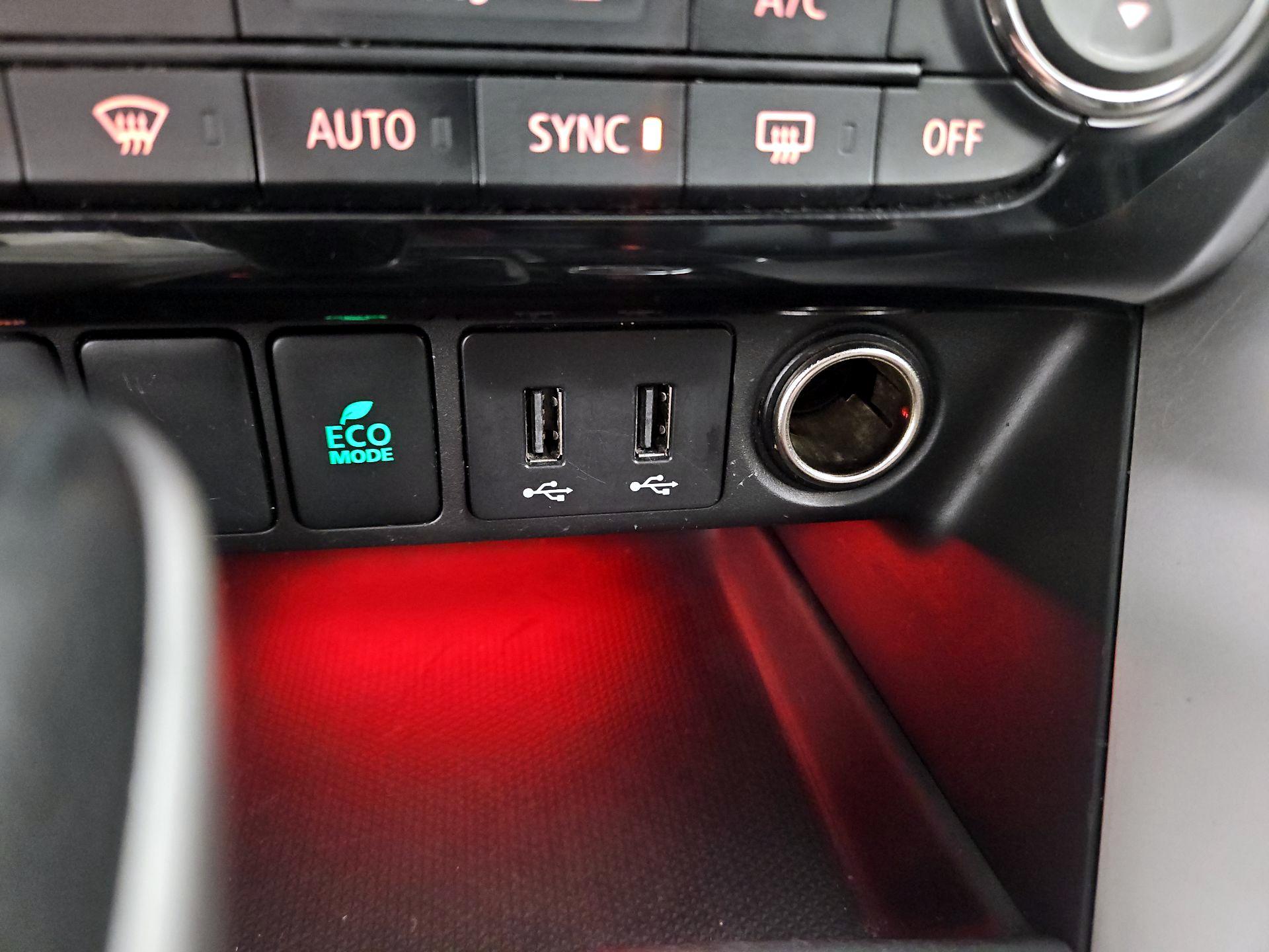 Thumbnail: 2019 Mitsubishi Eclipse Cross - 15
