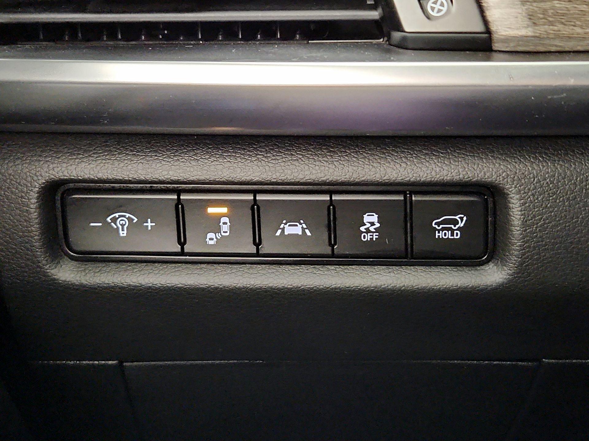 Thumbnail: 2020 Kia Telluride - 13