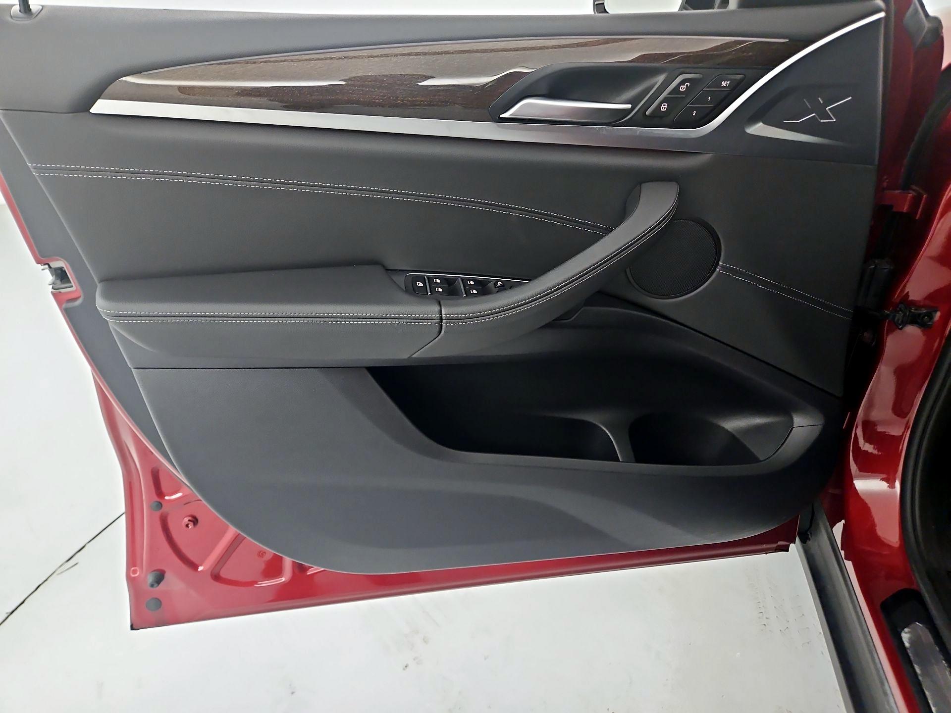 Thumbnail: 2019 BMW X4 - 12