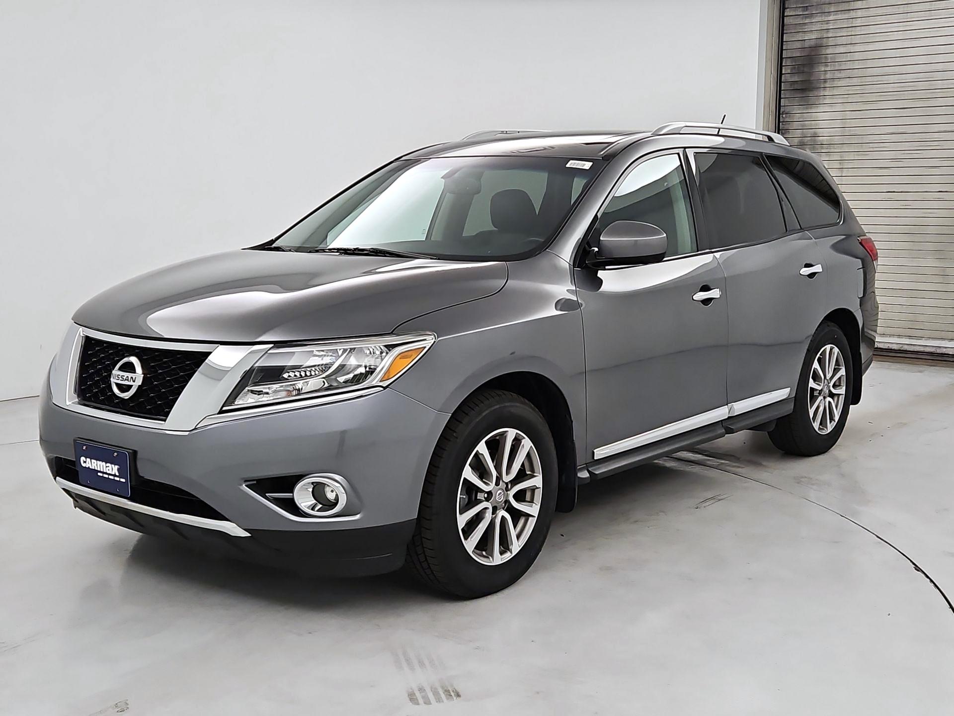 Thumbnail: 2016 Nissan Pathfinder - 3