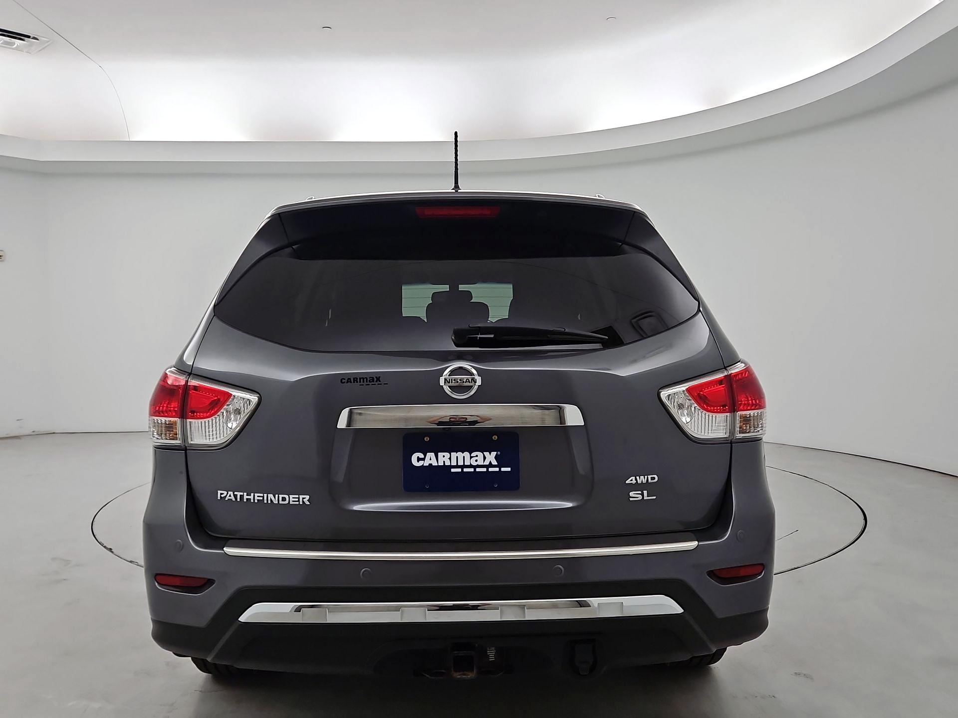 Thumbnail: 2016 Nissan Pathfinder - 6