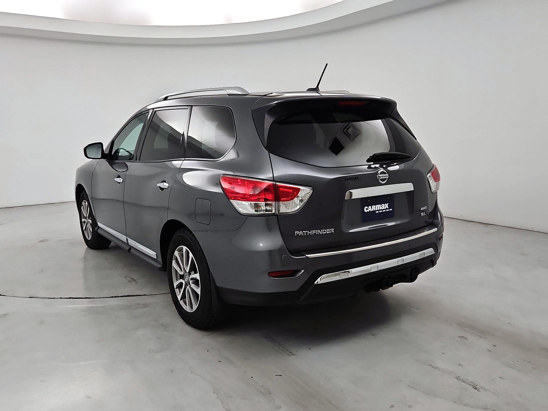 Thumbnail: 2016 Nissan Pathfinder - 7