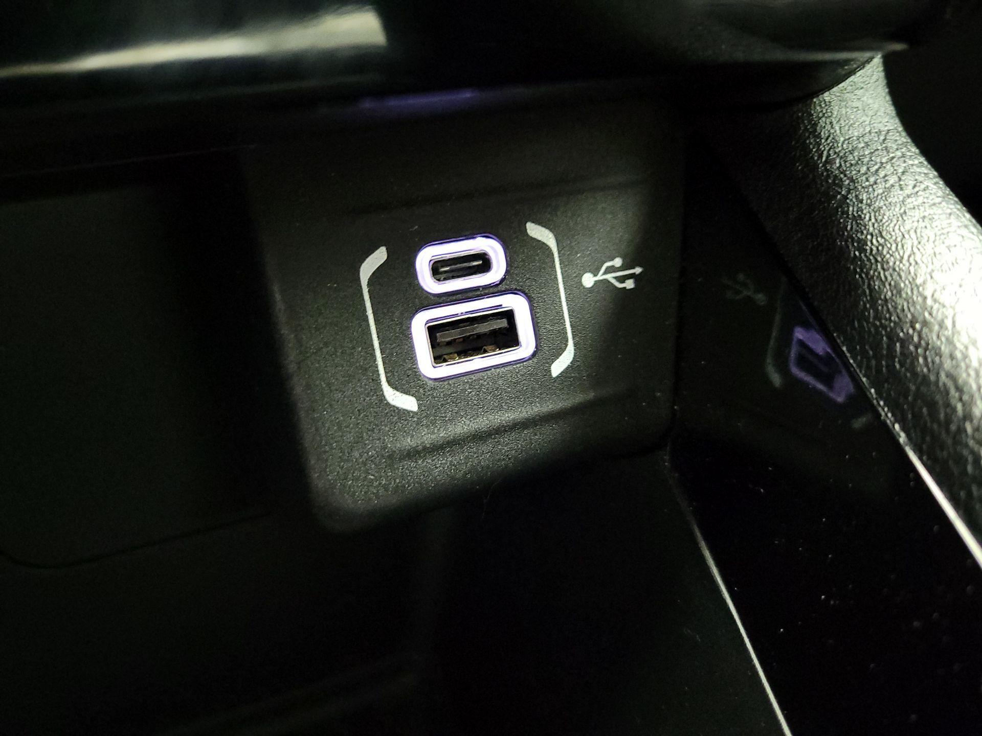 Thumbnail: 2022 Jeep Compass - 17